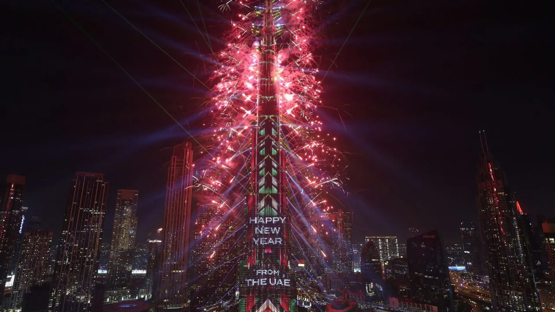100,000 balloons released in Abu Dhabi on NYE carrying 100 million seeds