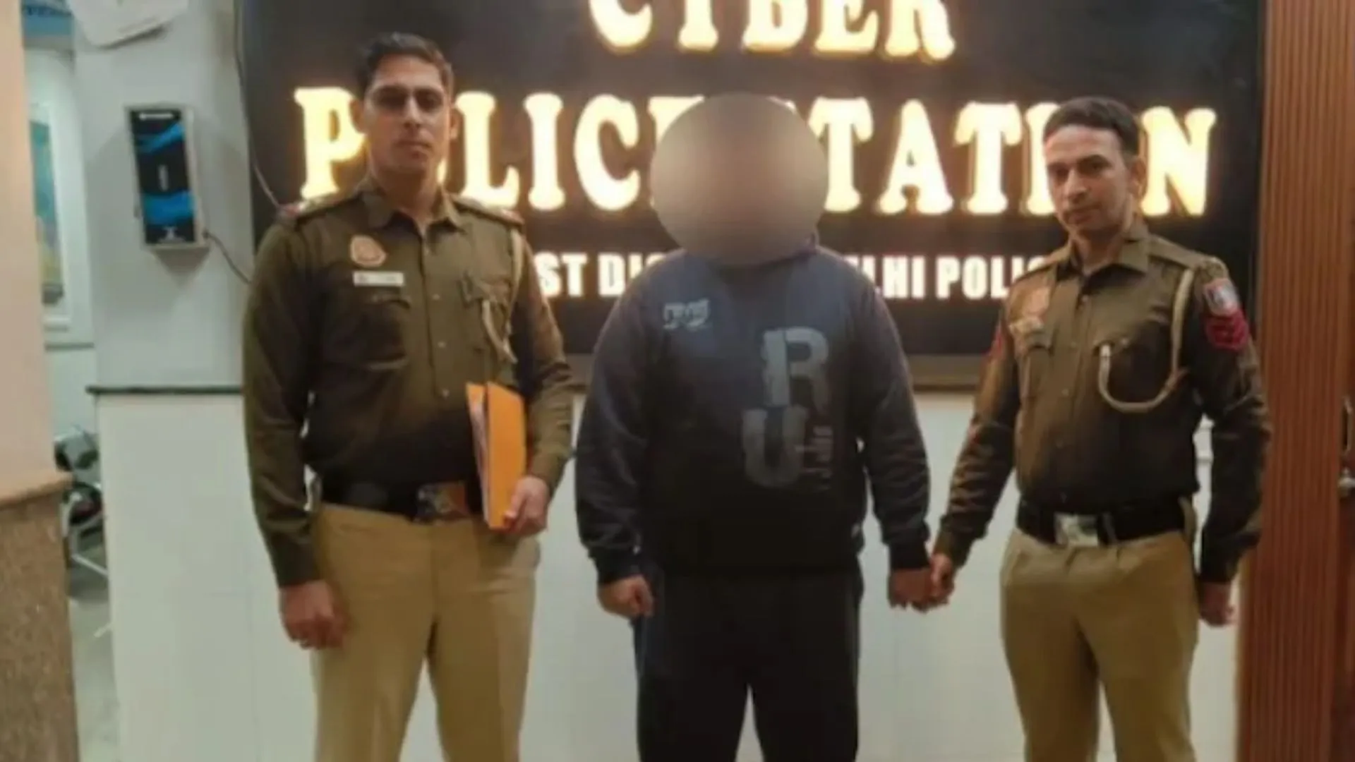 Delhi man detained by police for duping women on social media
