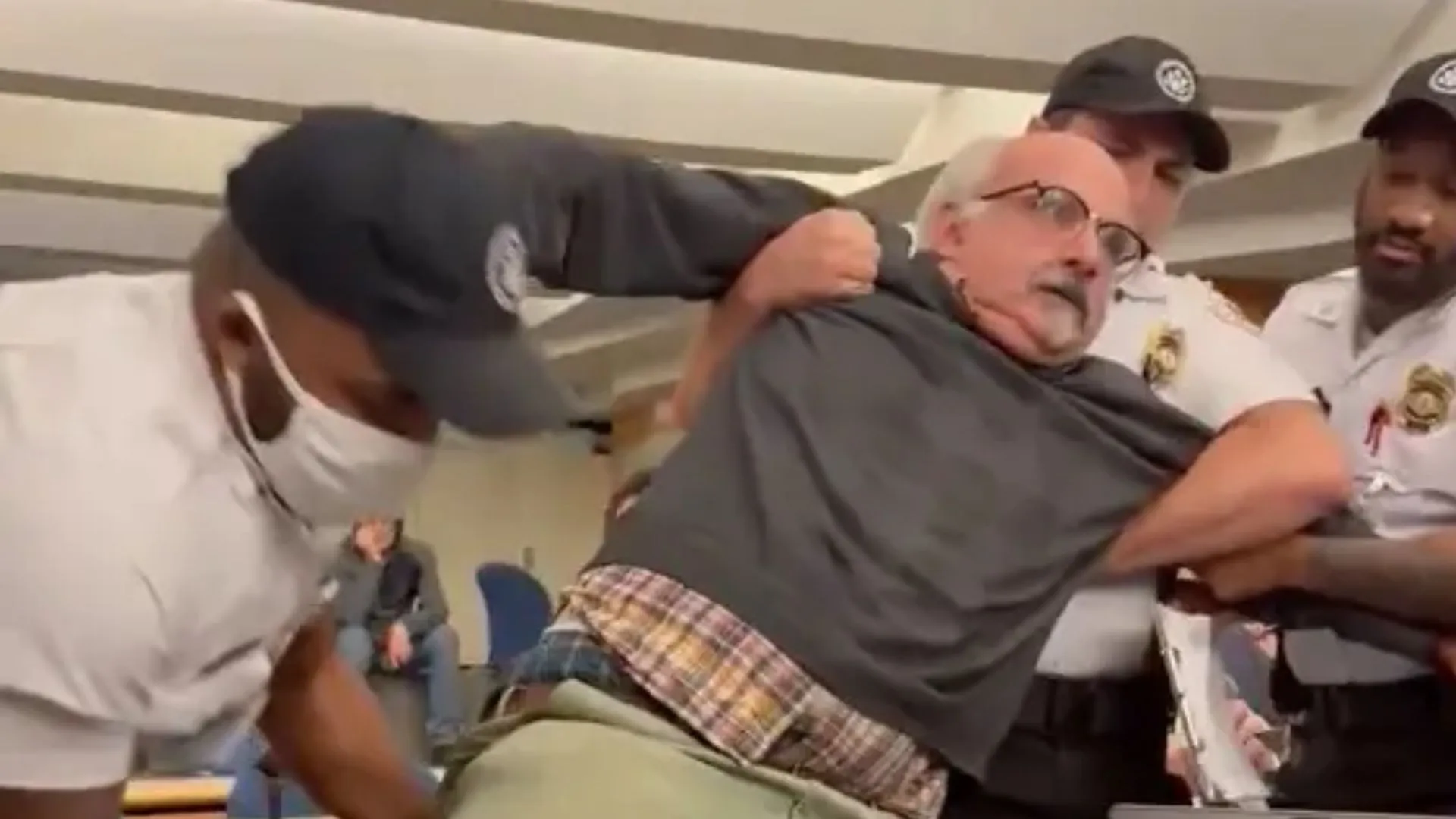 Sam Husseini forcibly removed from the briefing