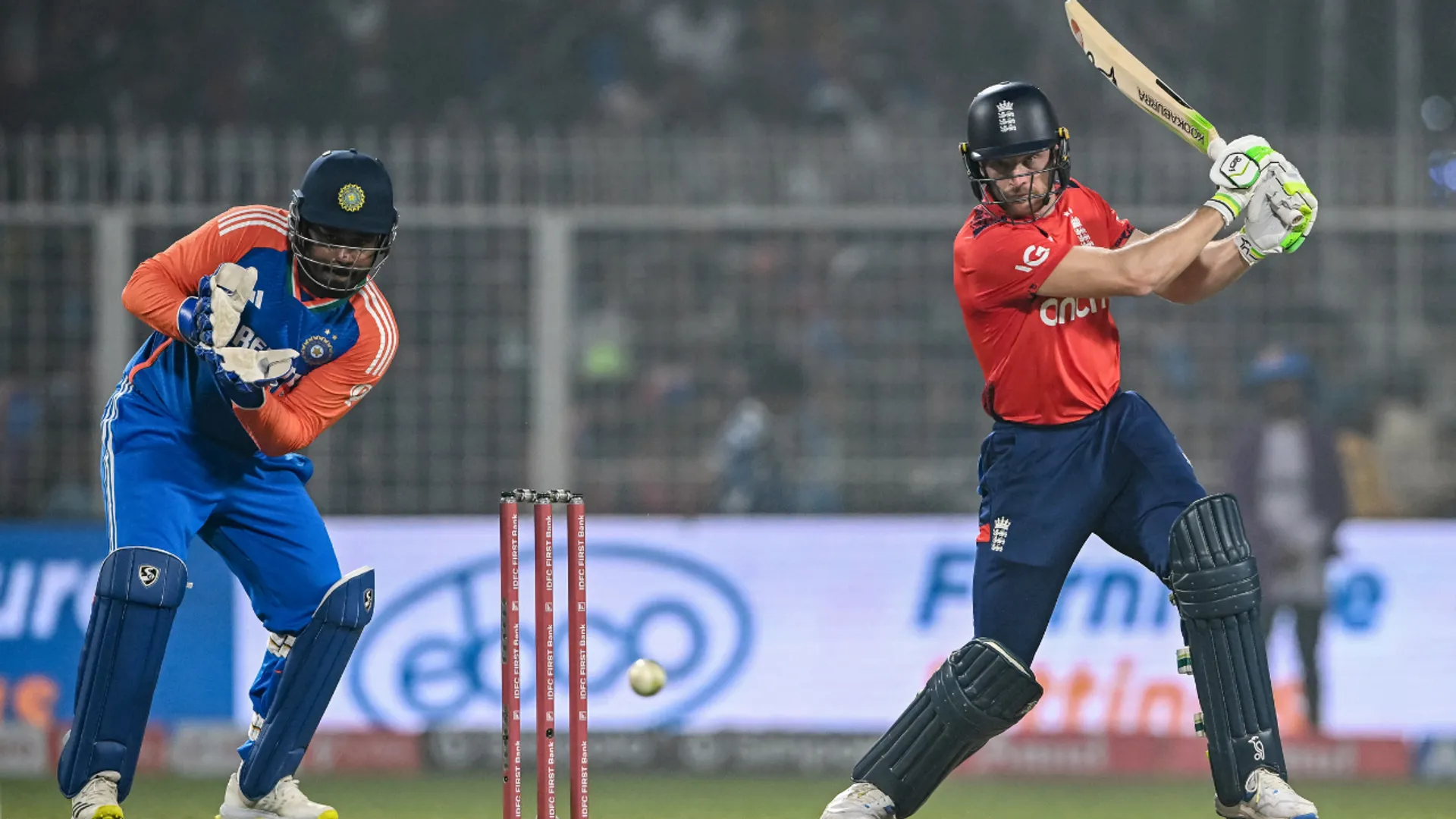 Jos Buttler in action