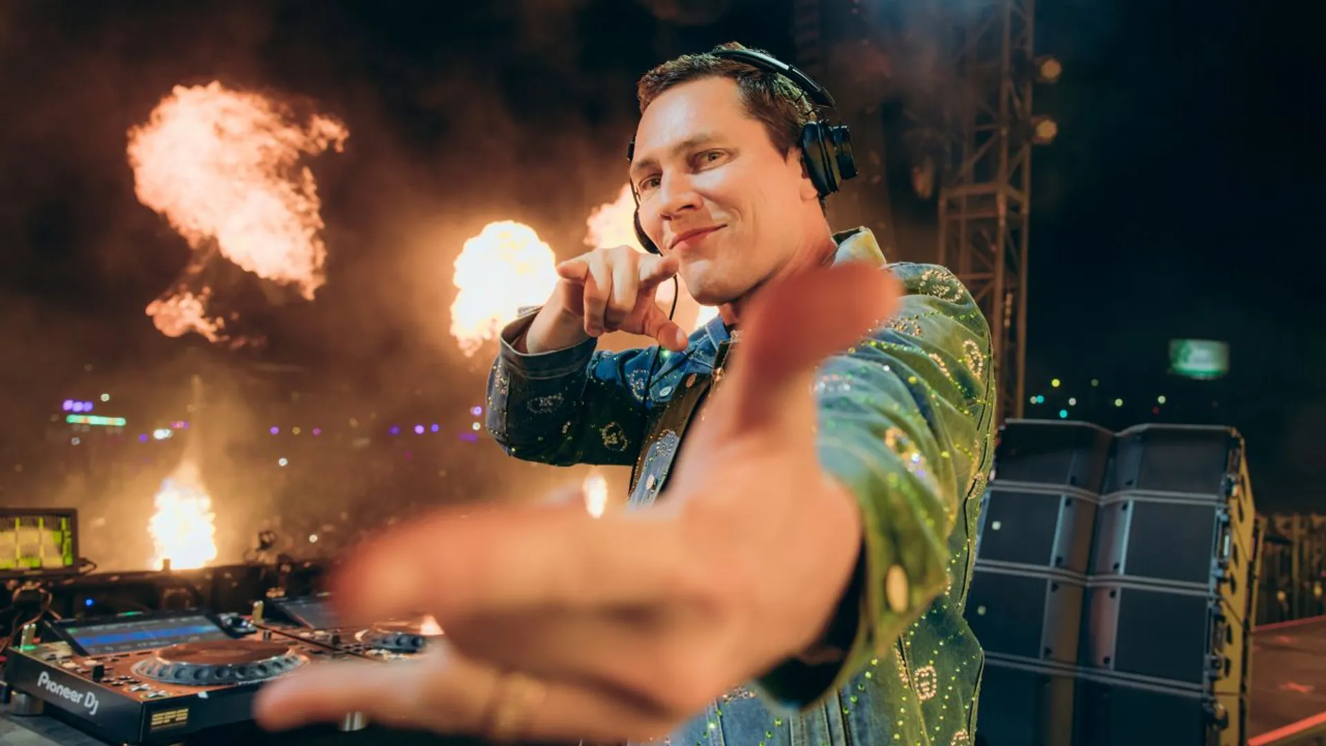 Acclaimed DJ and producer Tiësto