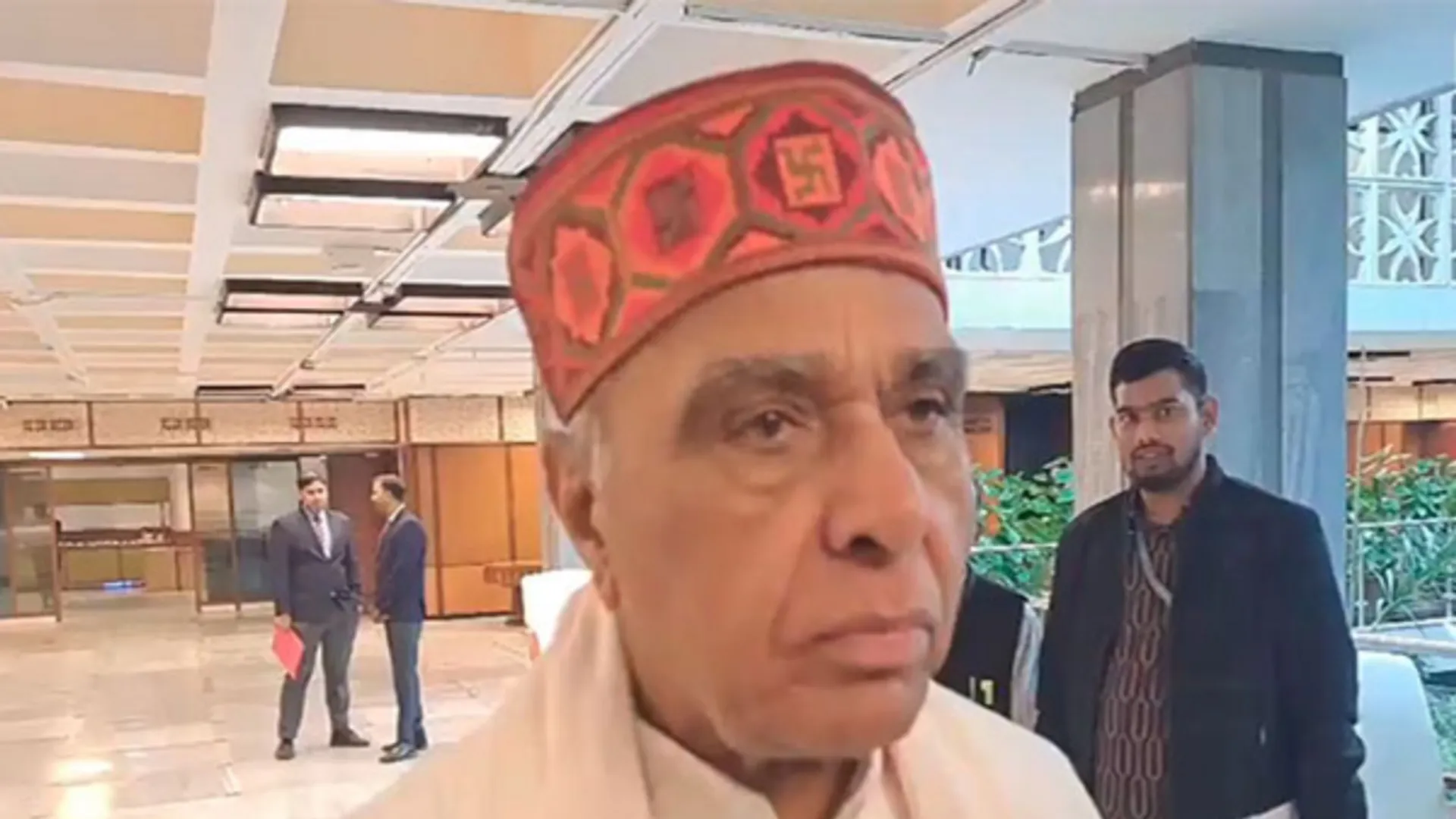 Joint Parliamentary Committee clears Waqf amendment bill amid opposition uproar