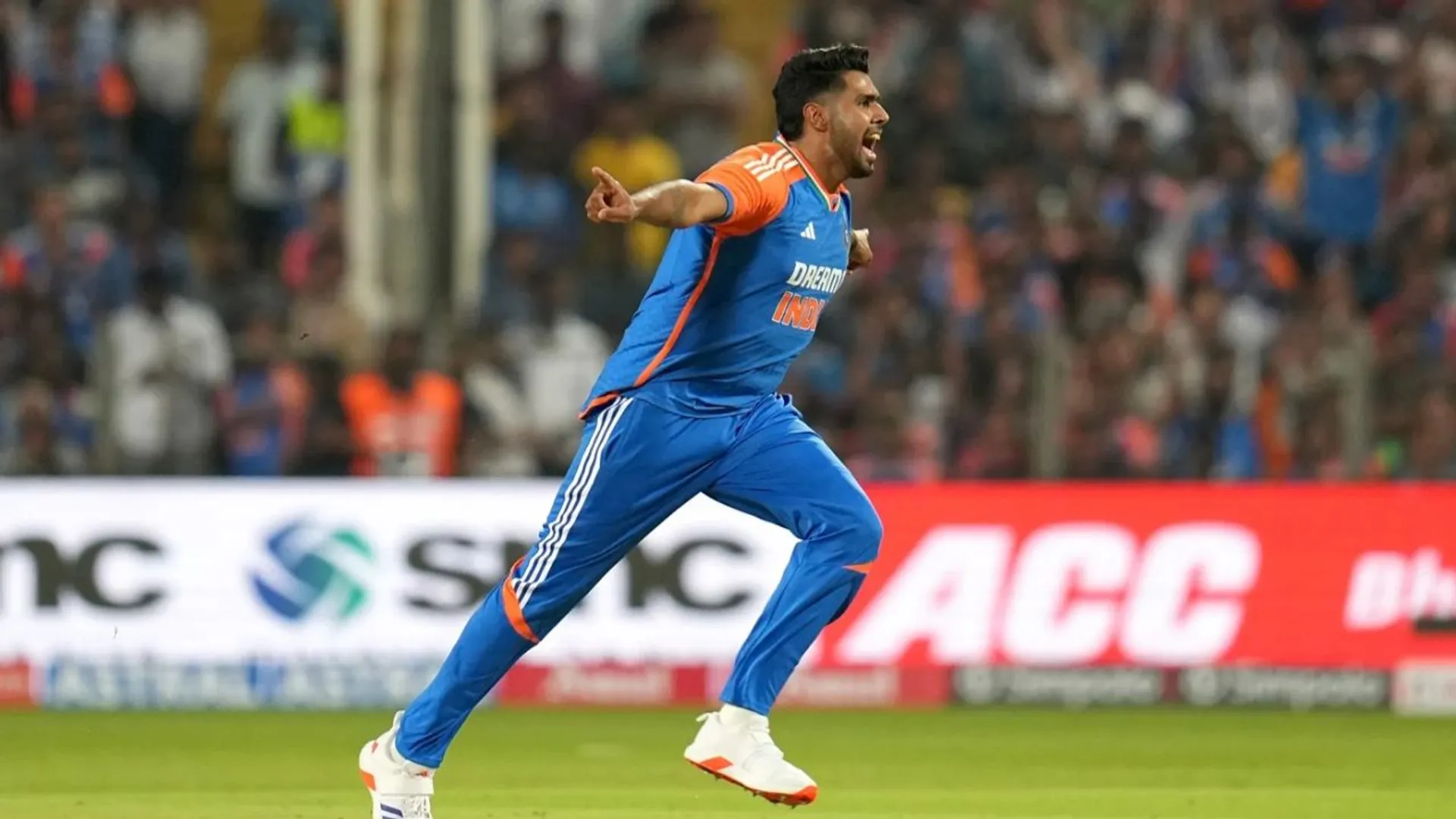 Rana not a ‘like-for-like replacement’ for Dube Buttler hits back at India's 'concussion sub' swap 
