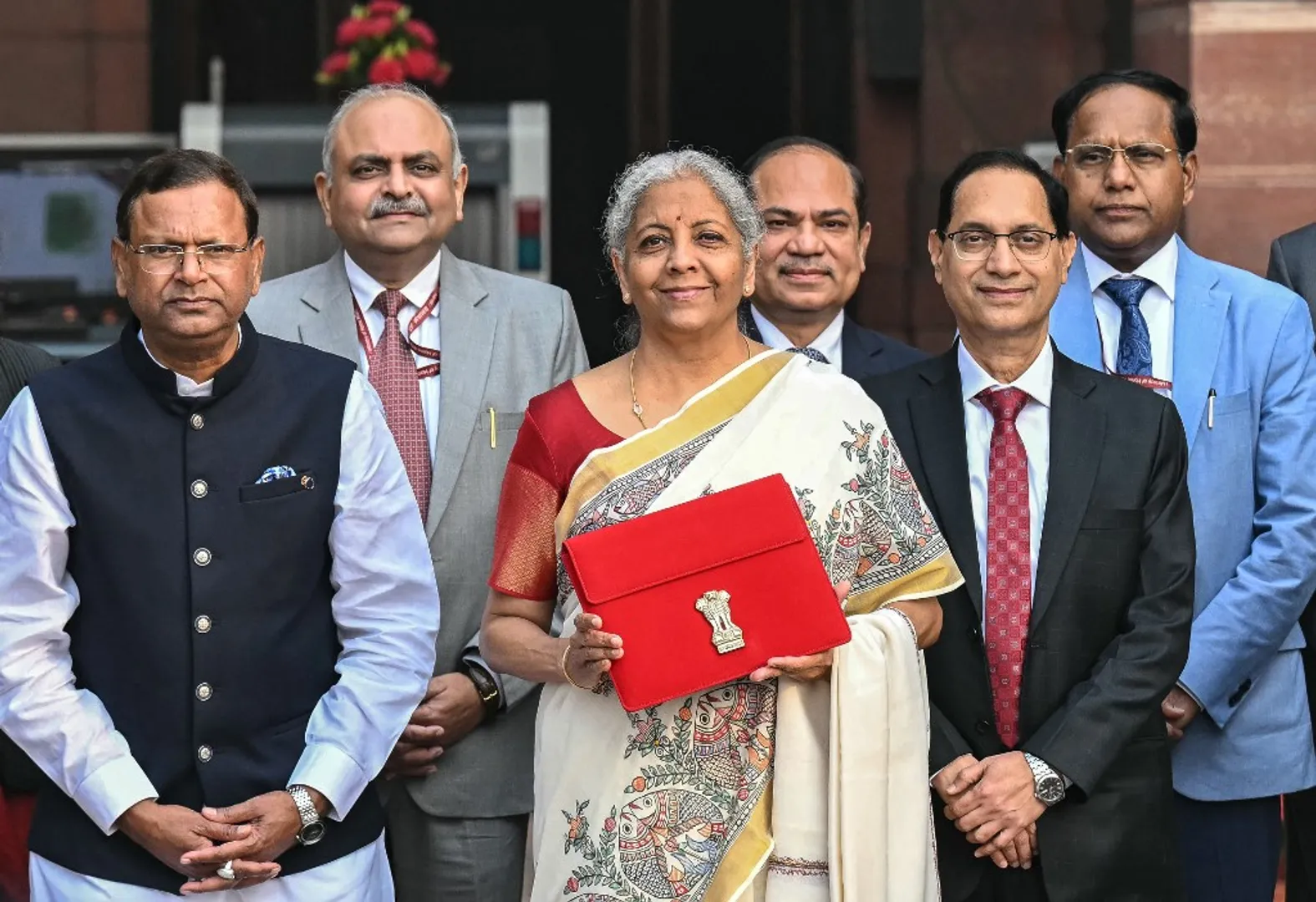  Finance Minister Nirmala Sitharaman presented the Union Budget for the financial year 2025-26 on Saturday (Feb 1).