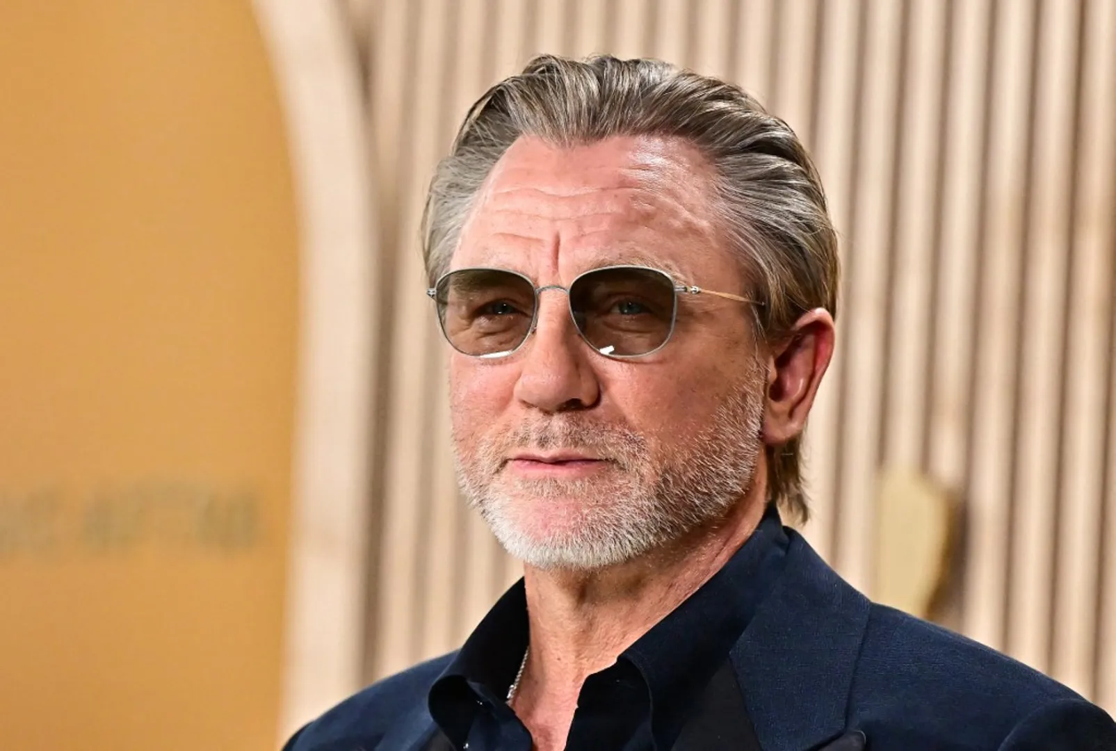 Daniel Craig