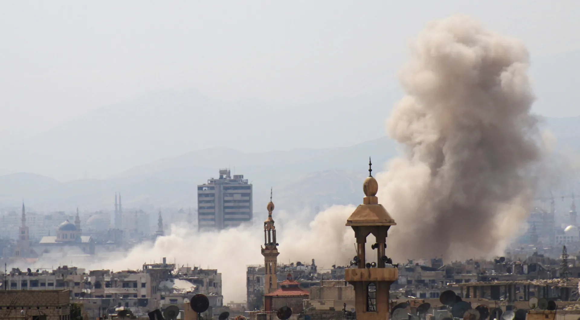 'Israeli airstrikes' near Damascus: Monitor