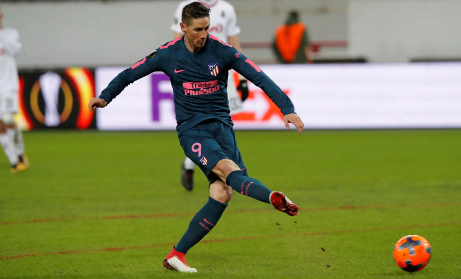 Europa League: Torres strikes twice as Atletico Madrid smash Lokomotiv Moscow