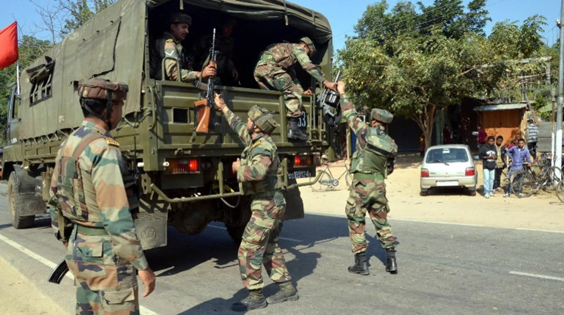 Jammu & Kashmir: Defence ministry rejects reports of IED blast, says 1 jawan injured in 'training-related incident'