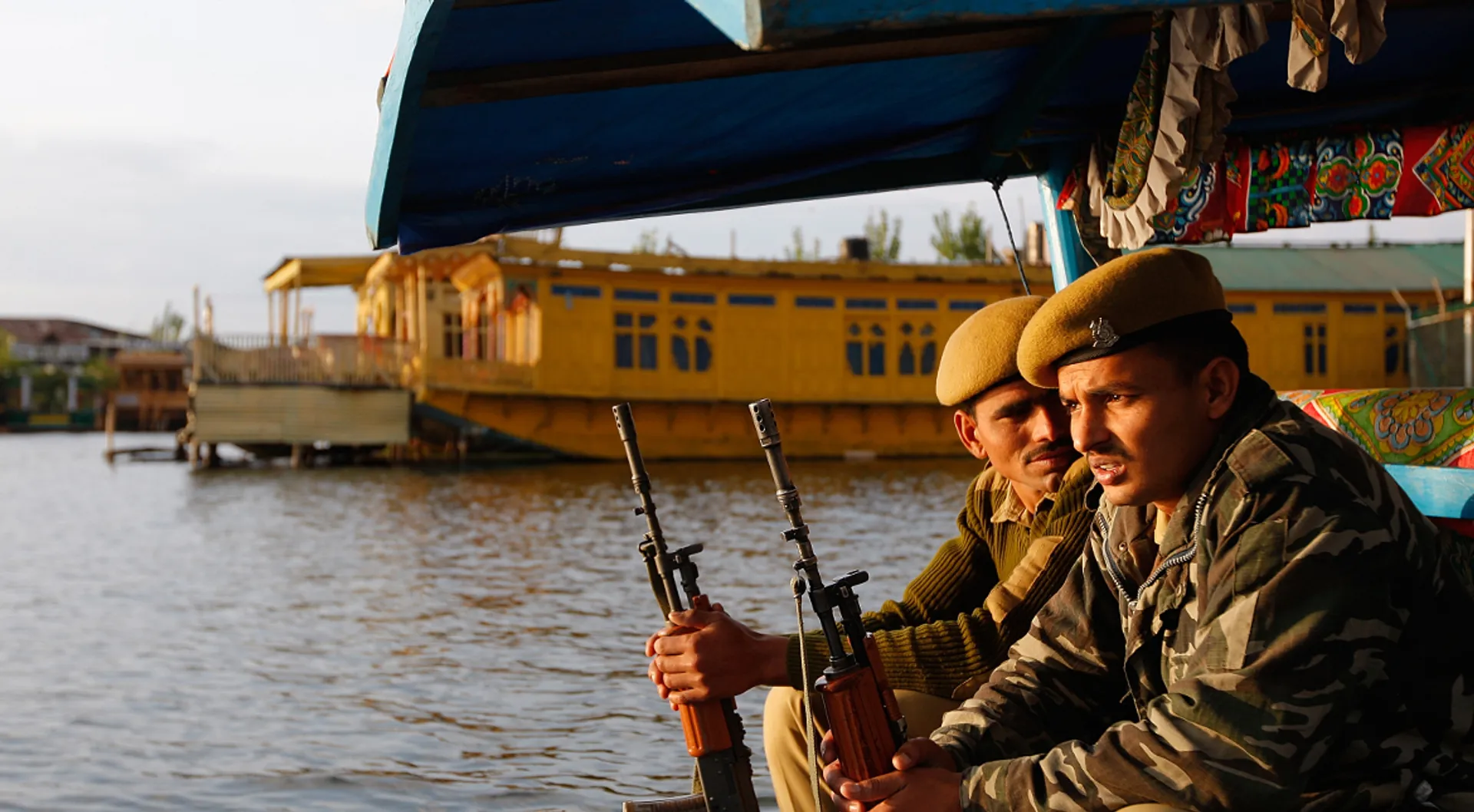 Nearly 16,000 paramilitary troops to be withdrawn from India's Kashmir valley