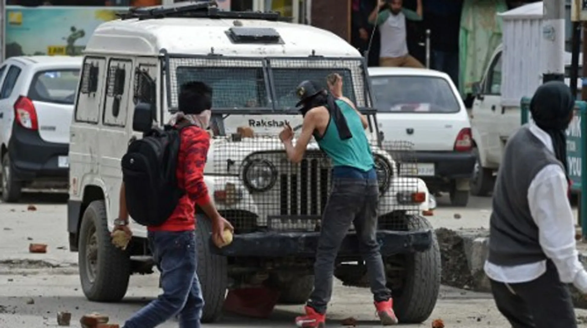 BJP: No need to talk to separatists who call for 'azaadi' in Kashmir