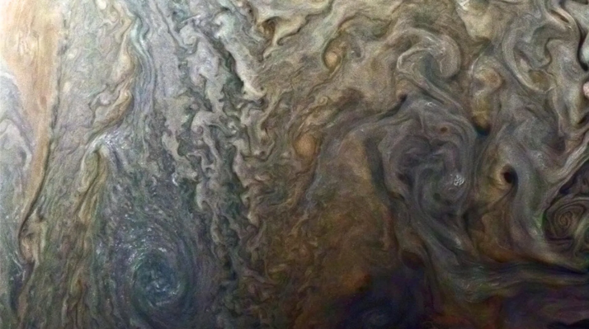 Intelligent life? Canadian astronomers detect 'mysterious radio waves' from space