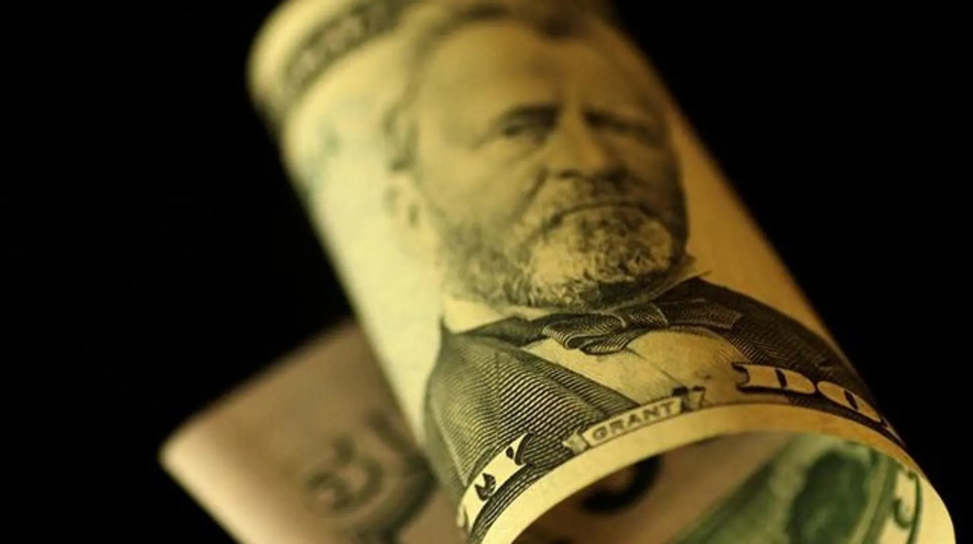 Asia stocks resilient, dollar up before Yellen, Draghi speeches