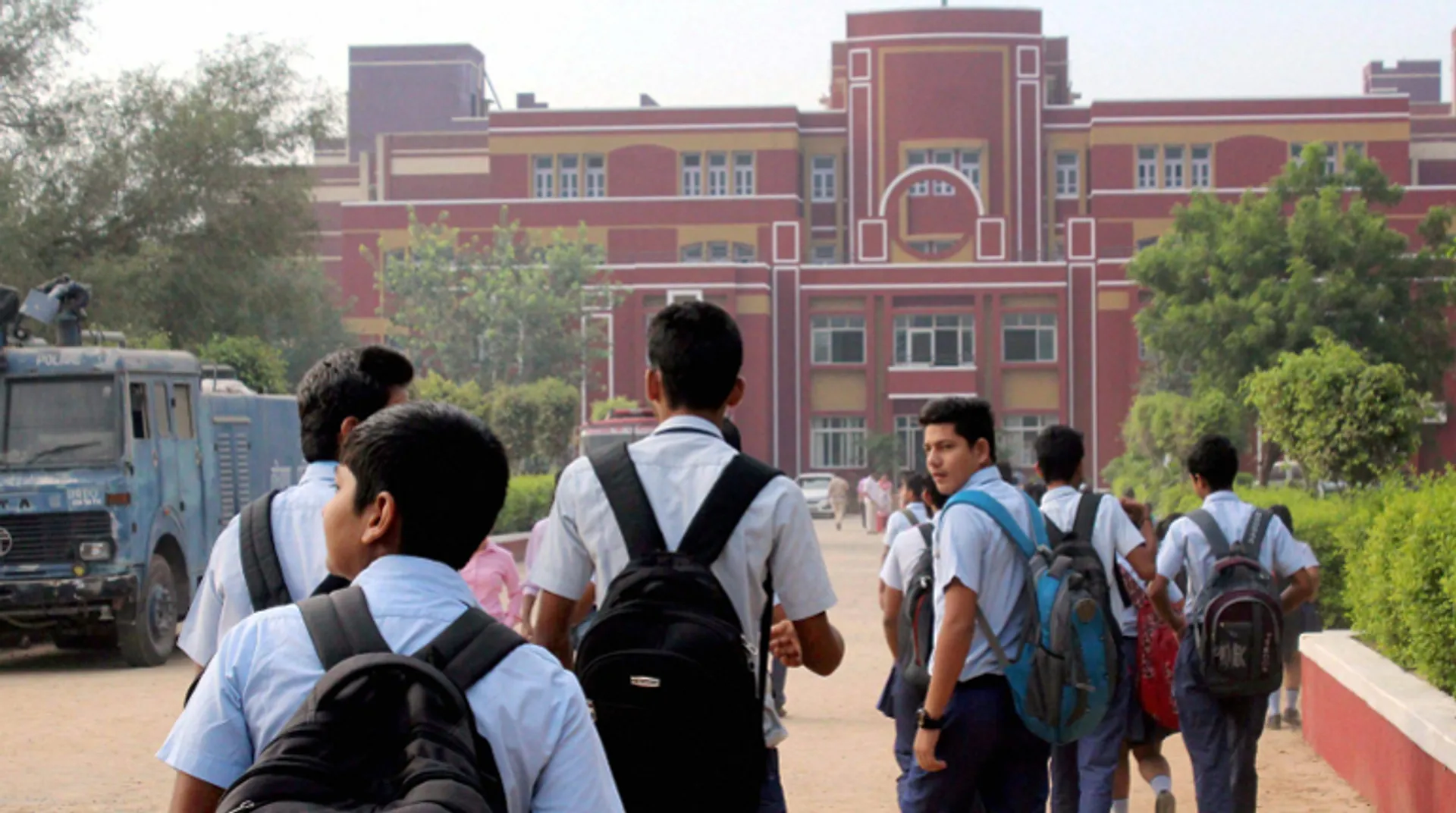 Delhi government issues 117-point checklist to schools on student safety