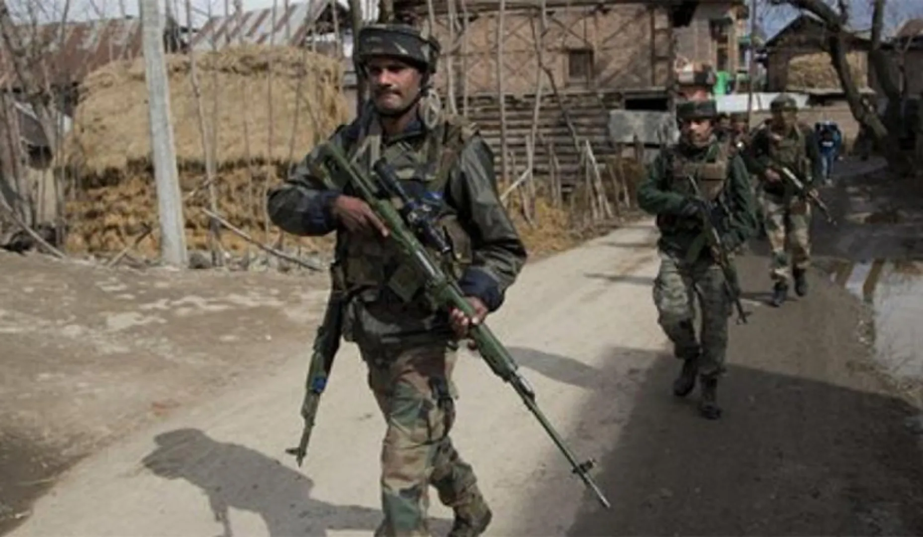 3Â Hizb-ul-Mujahideen terrorists killed in encounter in Jammu and KashmirÂ 