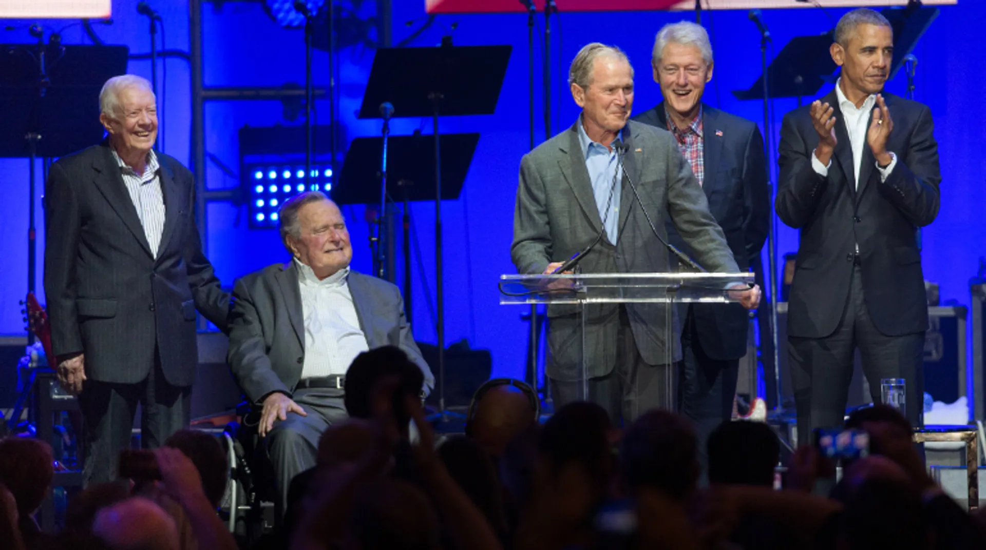 Five former US presidents share the stage at hurricane benefit concert