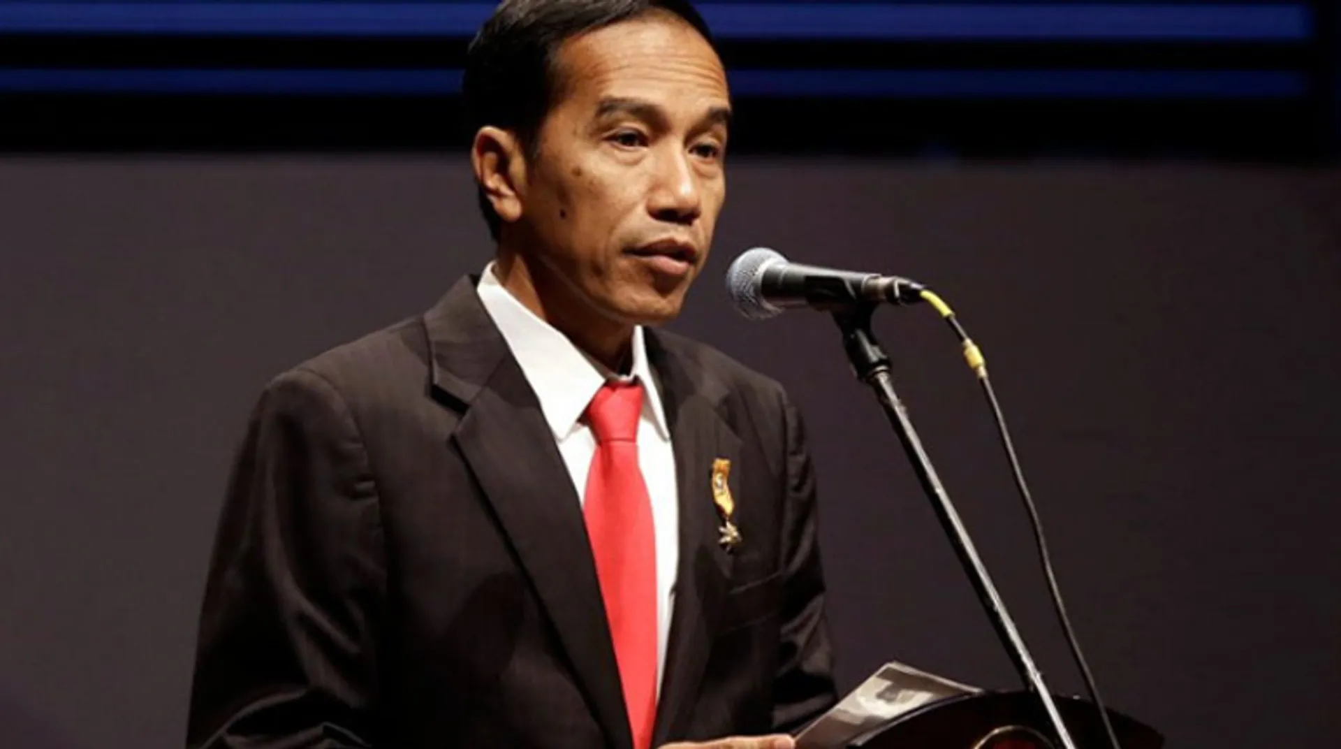 Indonesia issues emergency regulation to replace controversial job law; legal experts criticise move