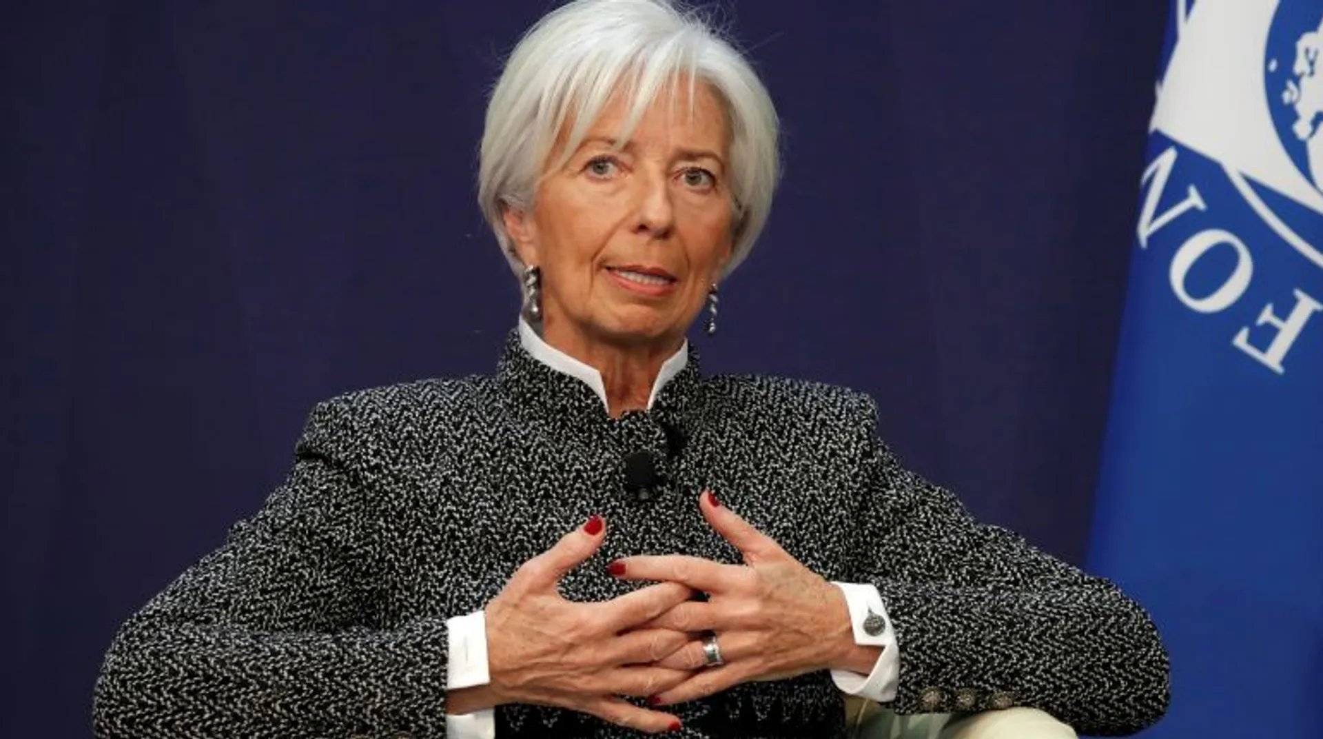 Global growth 'fragile,' 'under threat': Former IMF headÂ Christine Lagarde