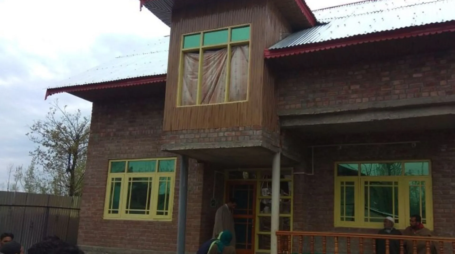Terrorists barge into J&K house, abduct man and seriously injure family