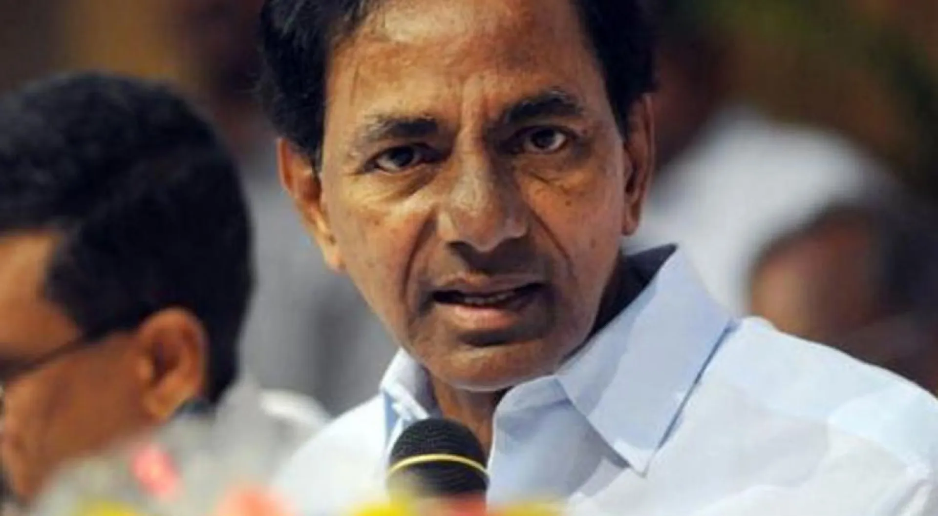 Telangana CM asks Centre to expedite work on 6 airports