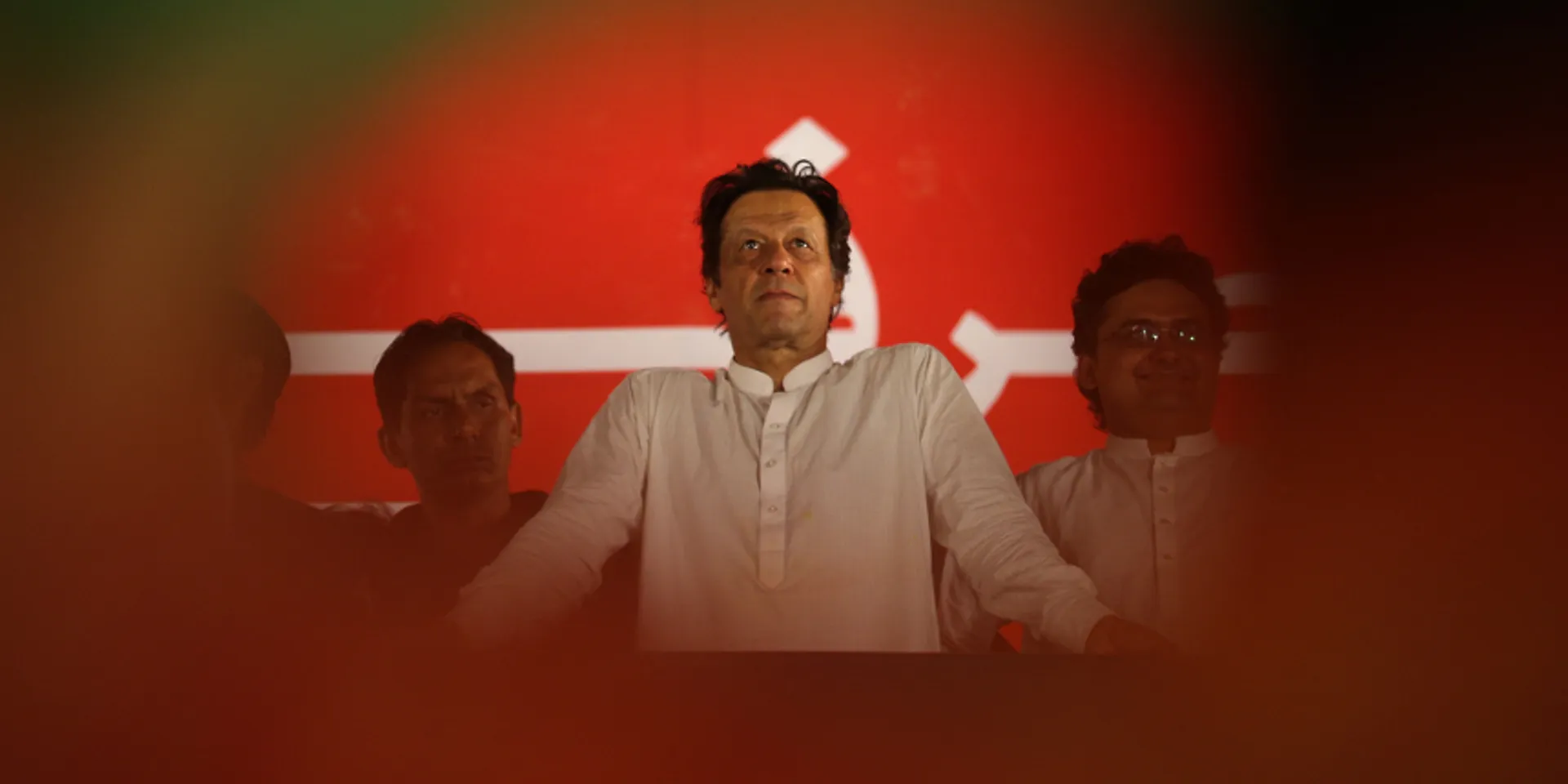 Ahead of much-awaited Trump-Khan meeting, row erupts on Washington's welcome accorded to Pakistan PMÂ 