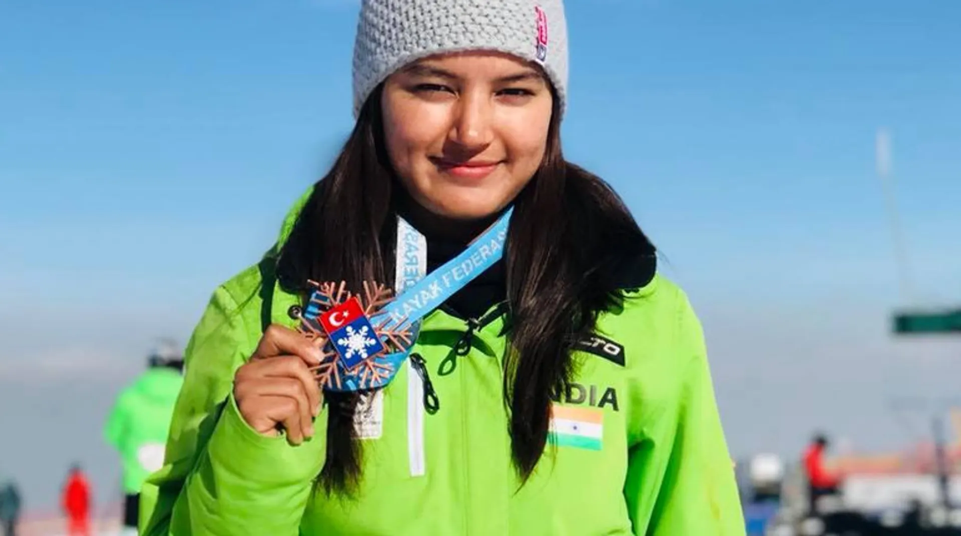 Watch: Himachal girl Aanchal Thakur brings India first international medal in Skiing