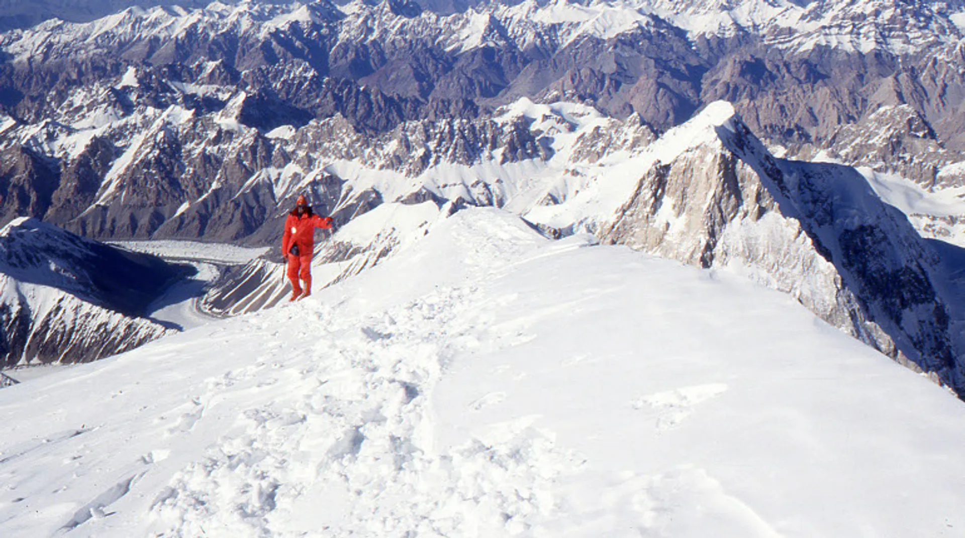 Missing Australian and Canadian climbers found dead on mount K2