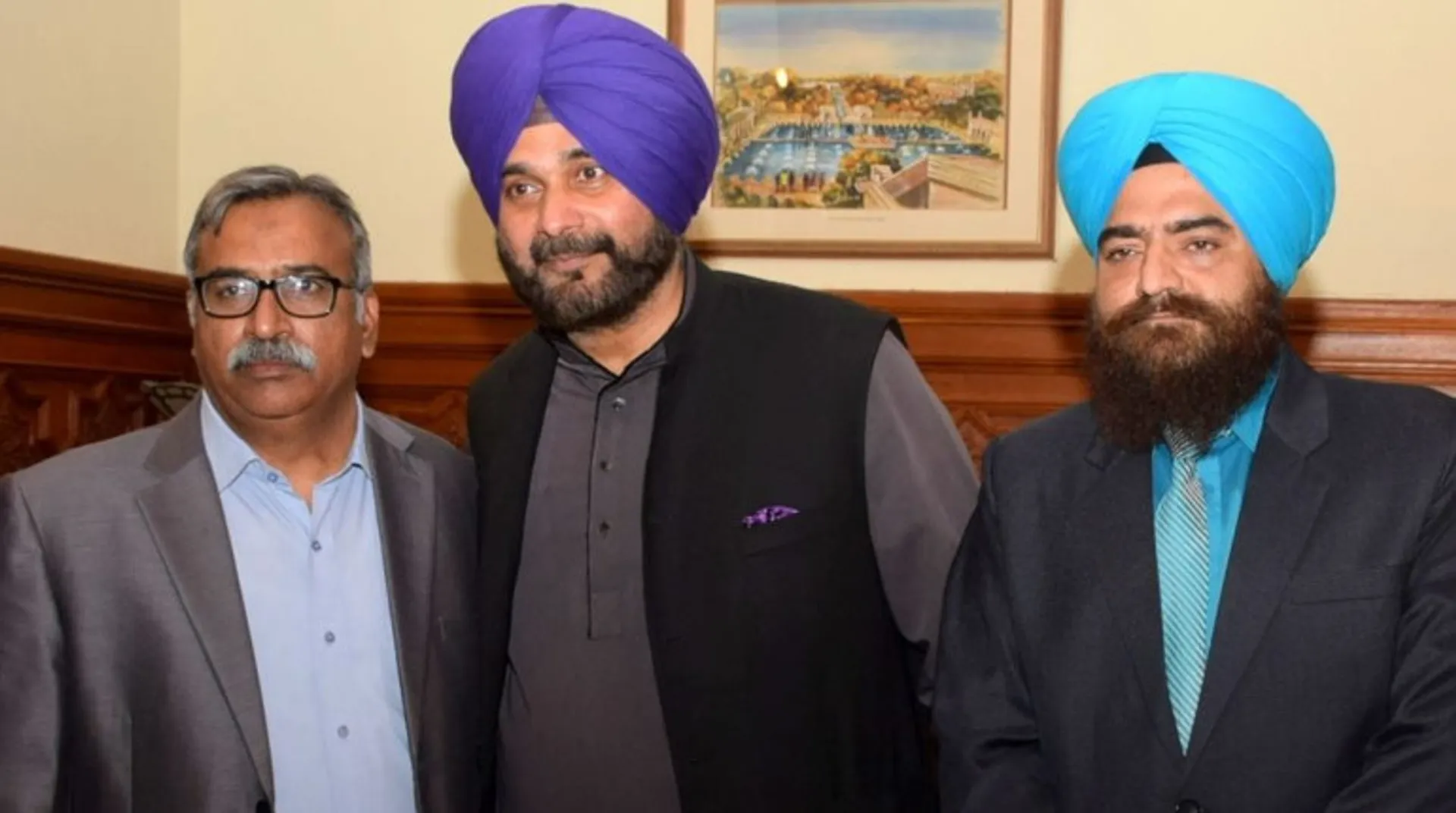 Khalistani leader Gopal Chawla posts snap with Sidhu
