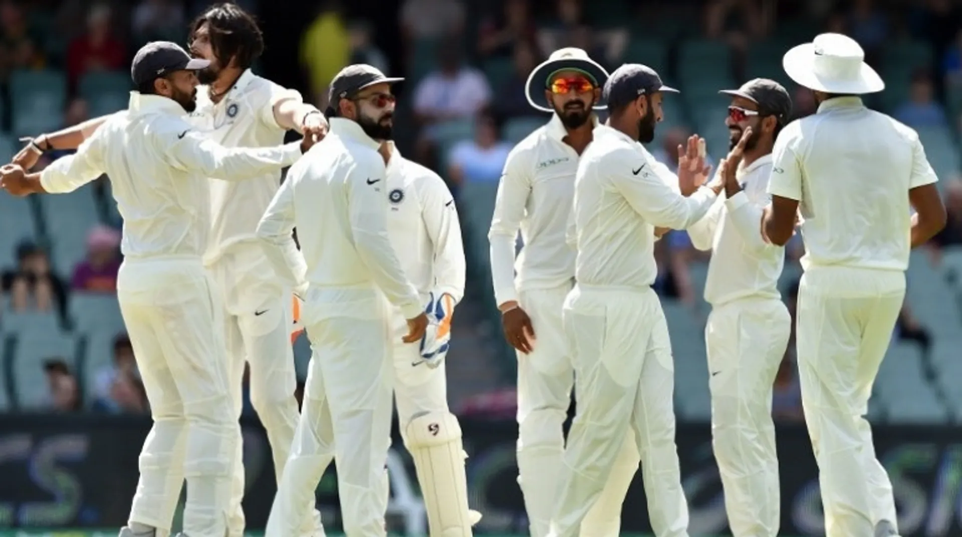 IND vs AUS: Australia 186/6 at lunch, need 137 runs more