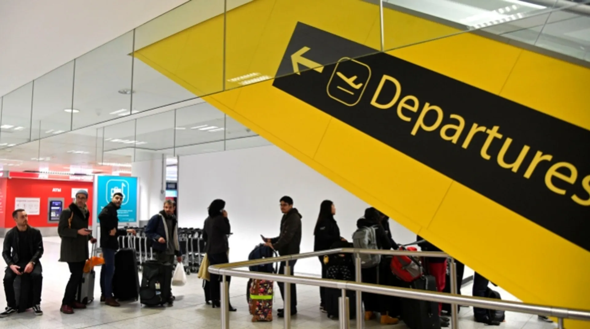 London's Gatwick airport sold to French Vinci conglomerate