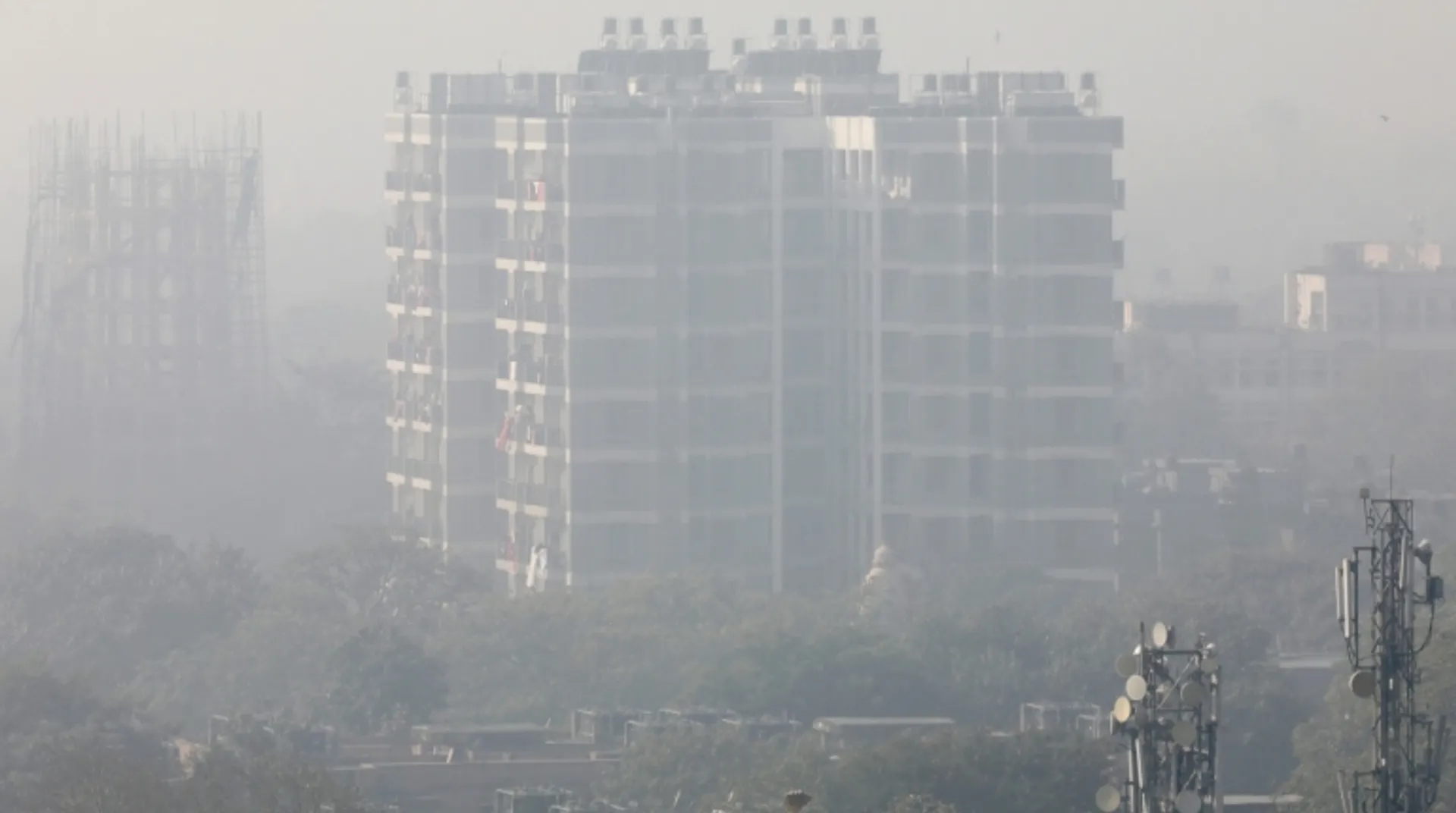 No relief for Delhiites as air quality stays at 'very poor' levels