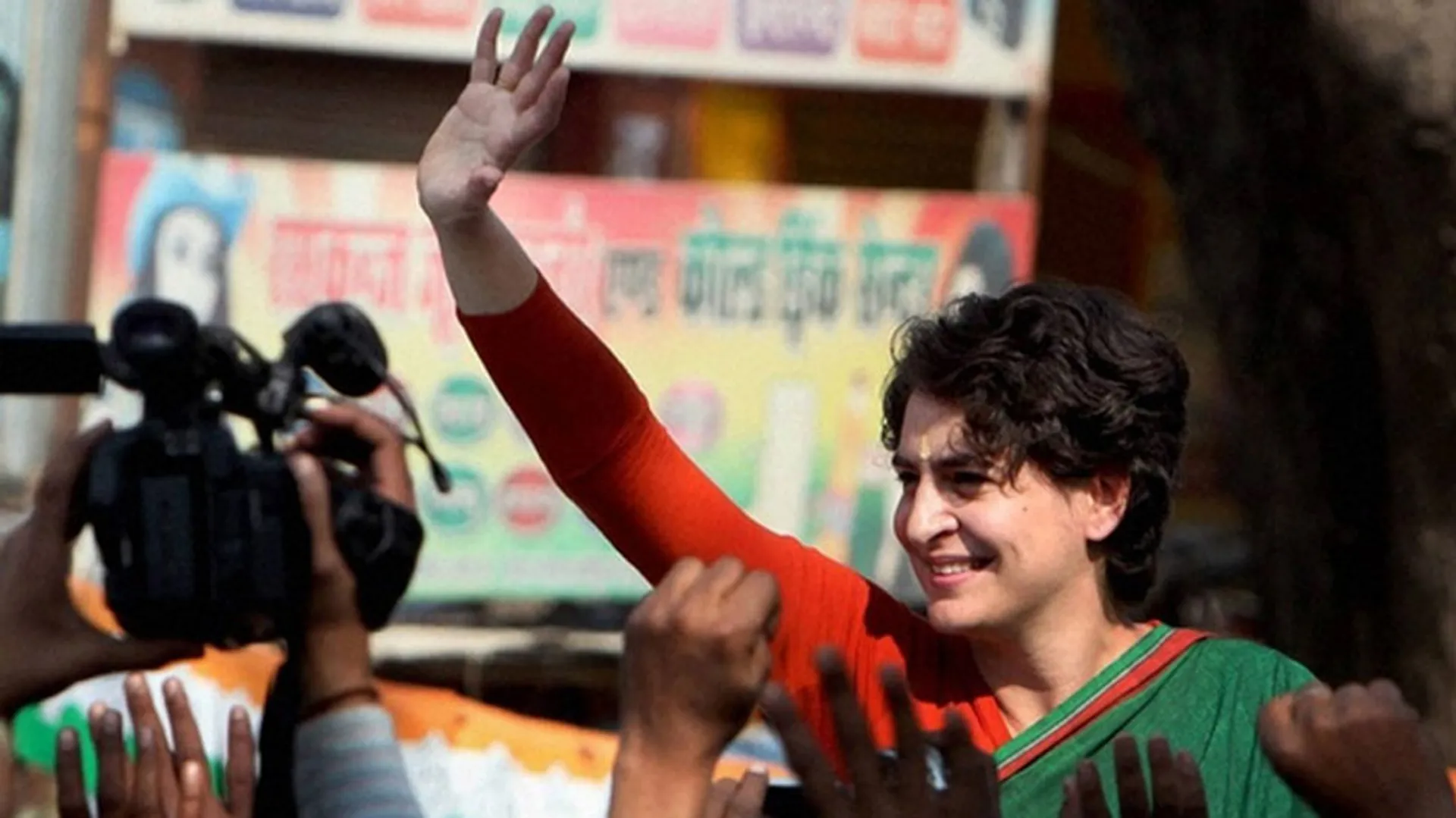 Country built on love, harmony & brotherhood: Priyanka Gandhi at her first rallyÂ 