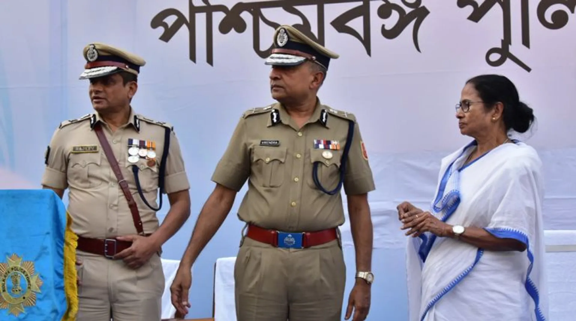 Calcutta High Court adjourns hearing on CBI bid to question Kolkata Police chiefÂ 