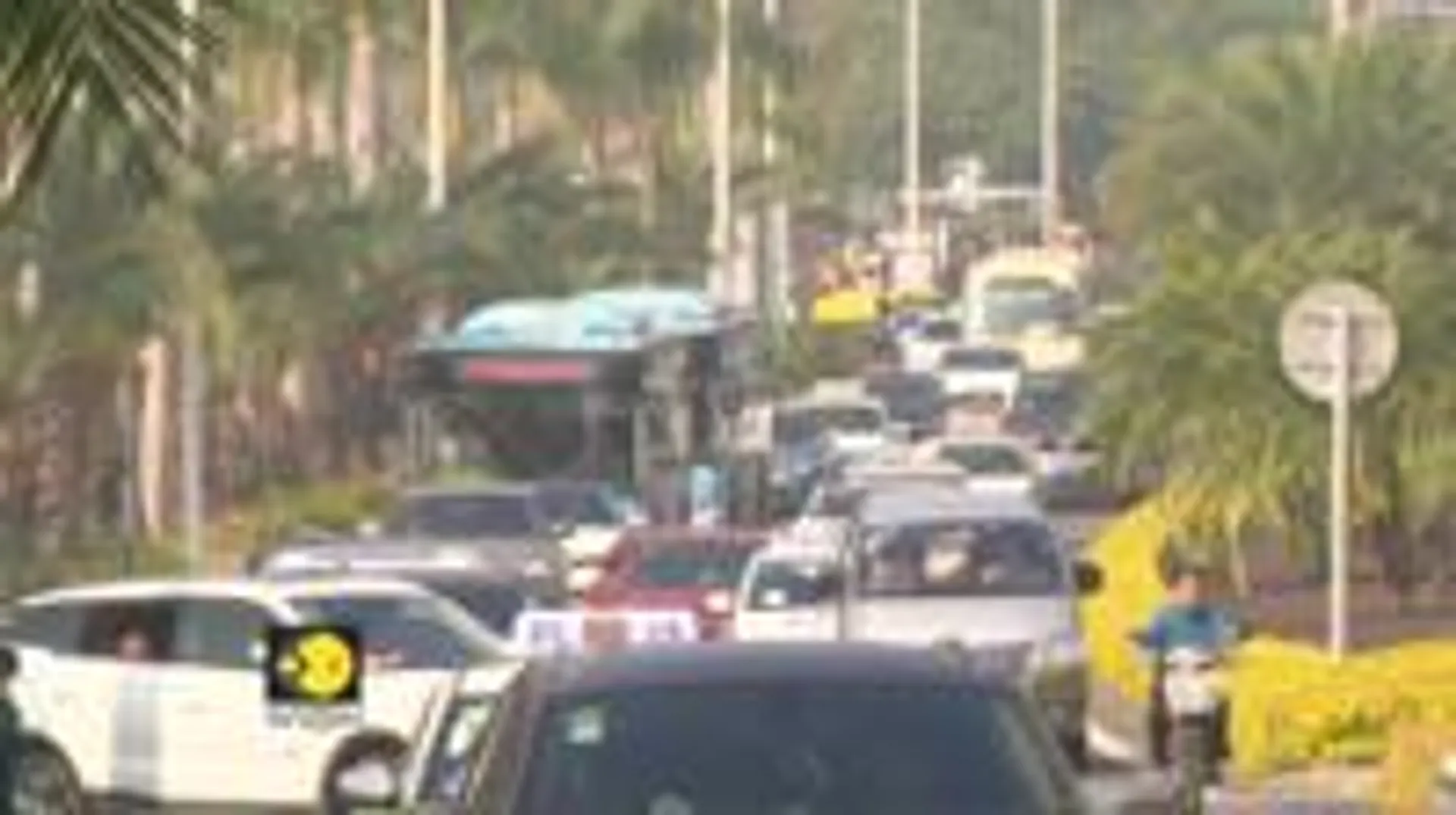 Traffic departments across China strengthen efforts during Spring Festival holiday