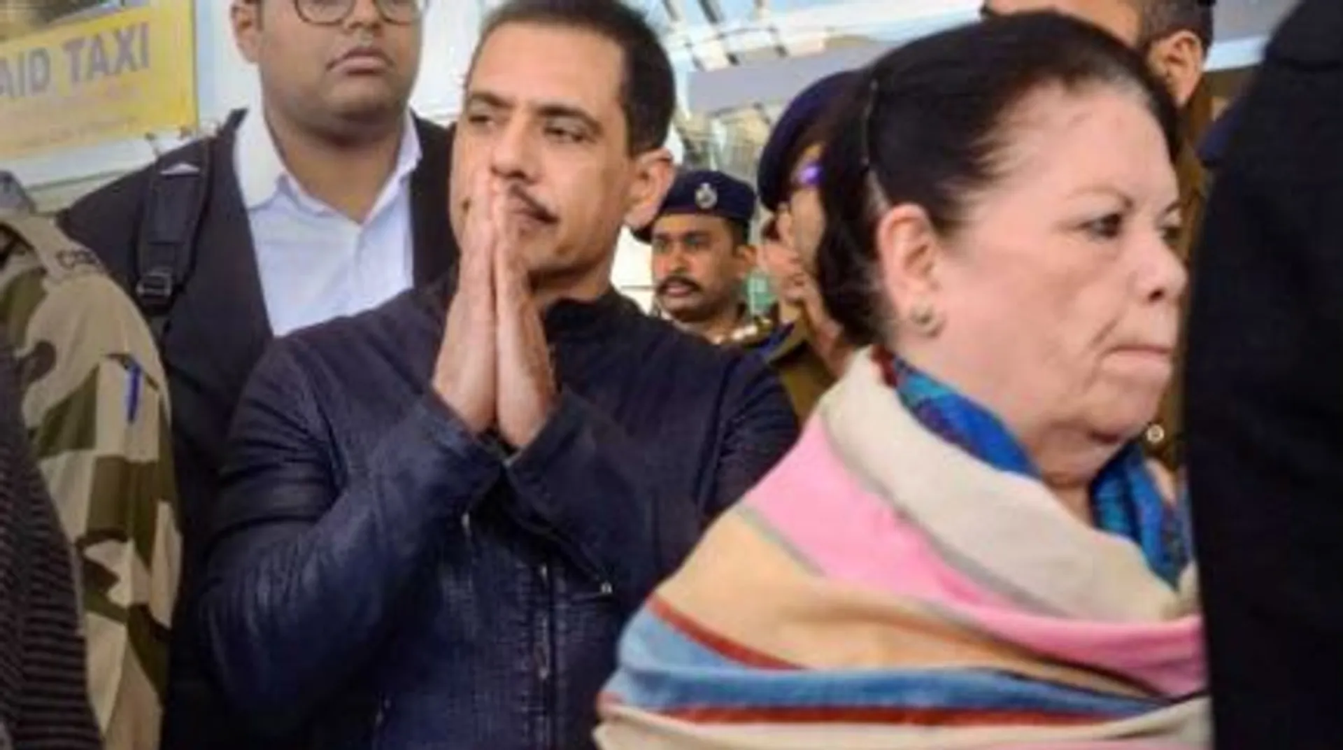 High Court grants time to Enforcement Directorate to file response on maintainability of Robert Vadra's plea