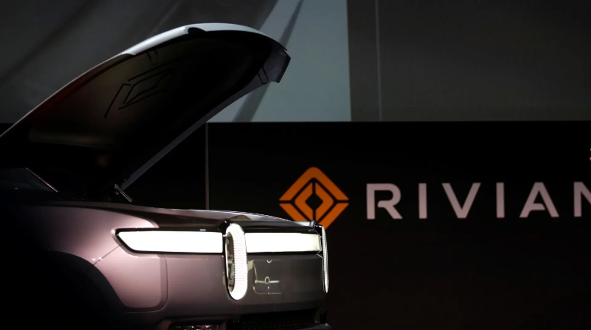 Amazon places big bet on aspiring Tesla rival Rivian