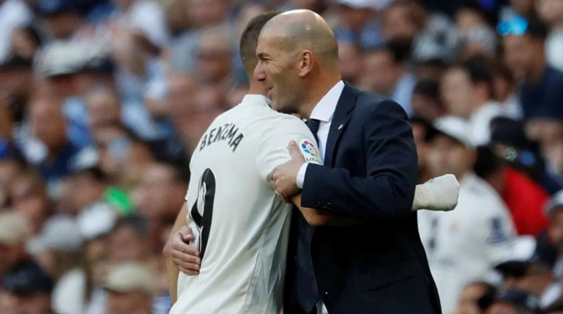 Real Madrid coach Zinedine Zidane lauds Benzema after beating Cadiz
