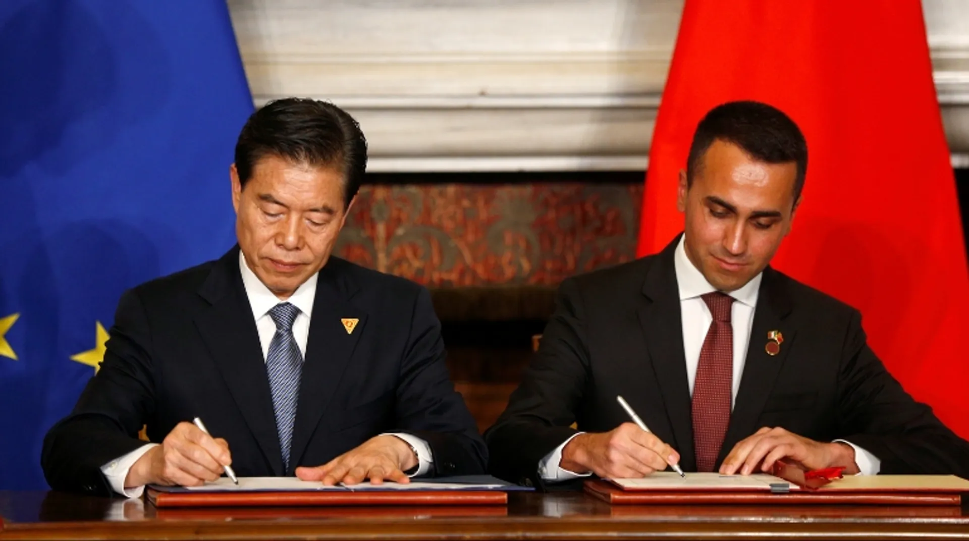 Italy signs deals worth 2.5 billion euros with China
