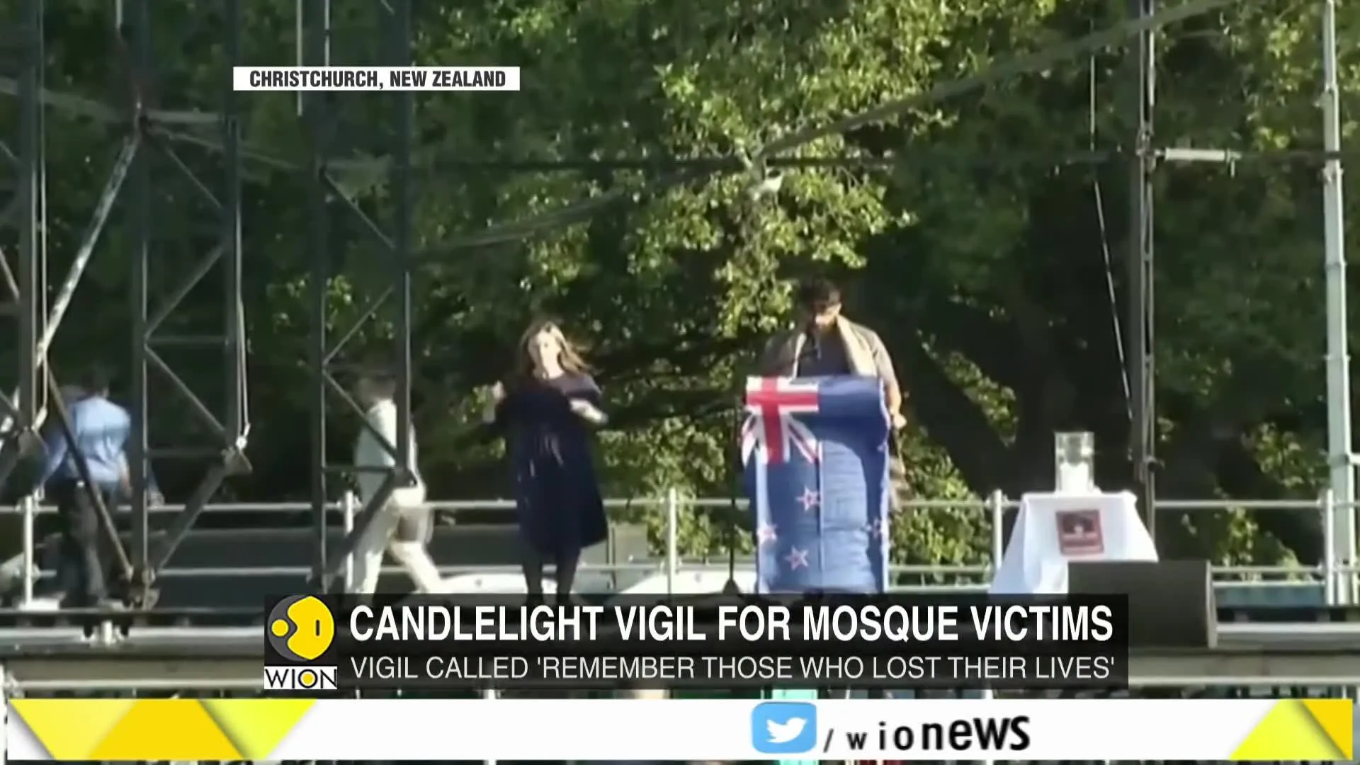 Candlelight vigil for mosque victims, Second mosque reopens in ChristChurch after attack