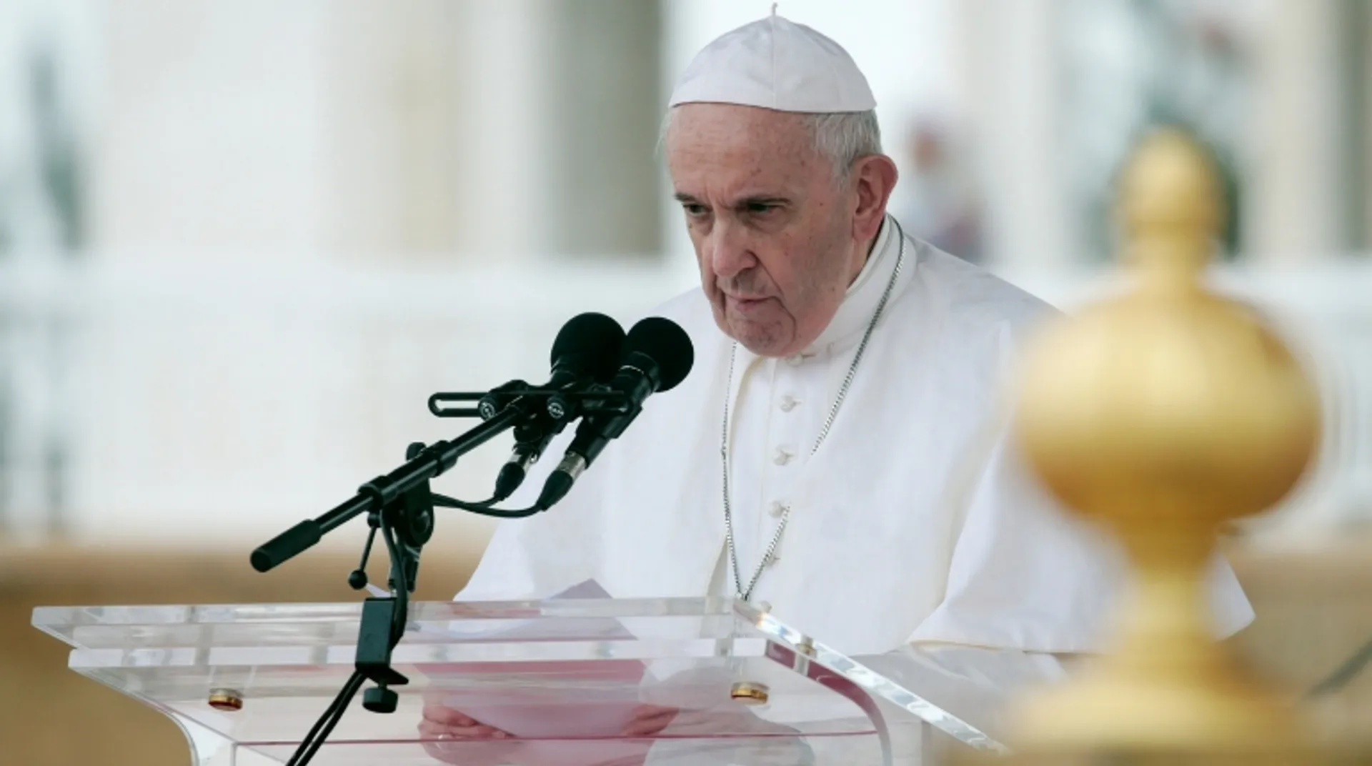 Pope Francis refers to Uighur Muslims as a 'persecuted' group for the first time