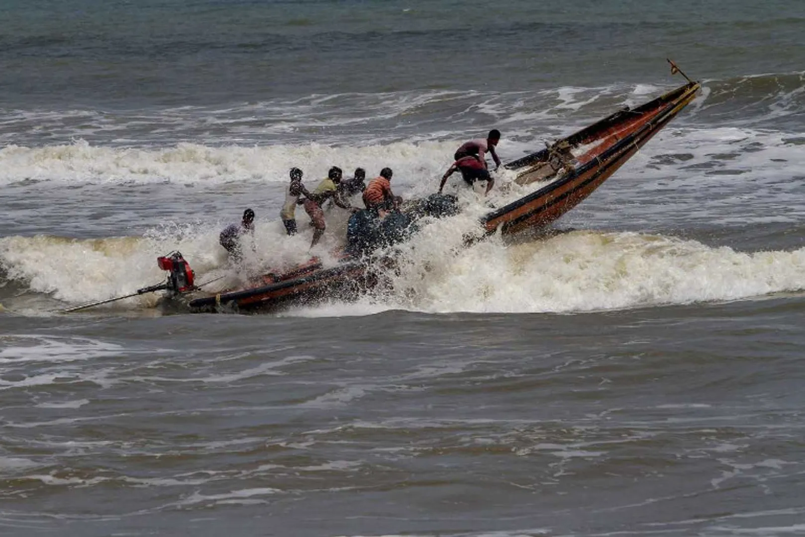 Armed forces on alert as Odisha braces for cyclonic storm 'Fani'