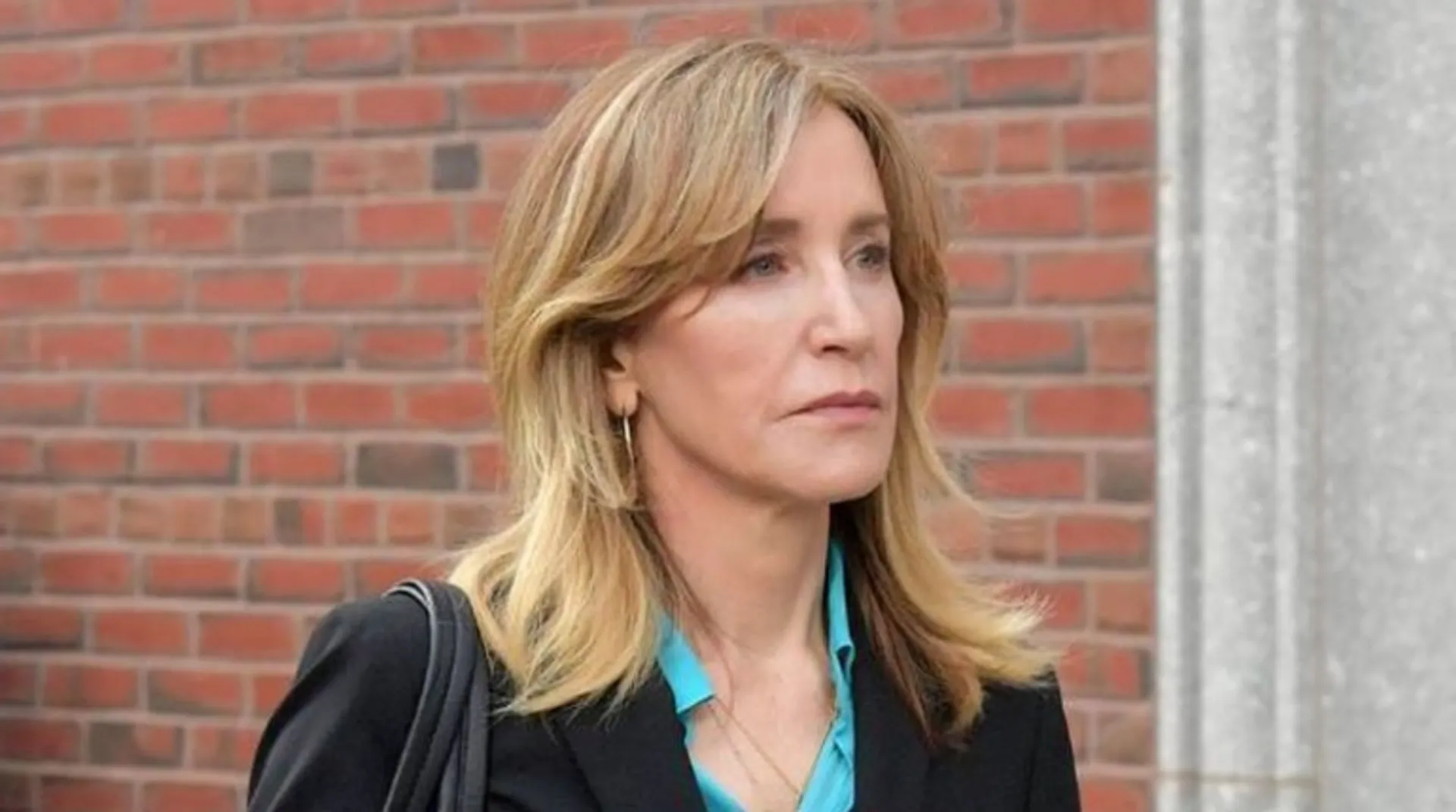 Felicity Huffman first time spotted in green prison uniform