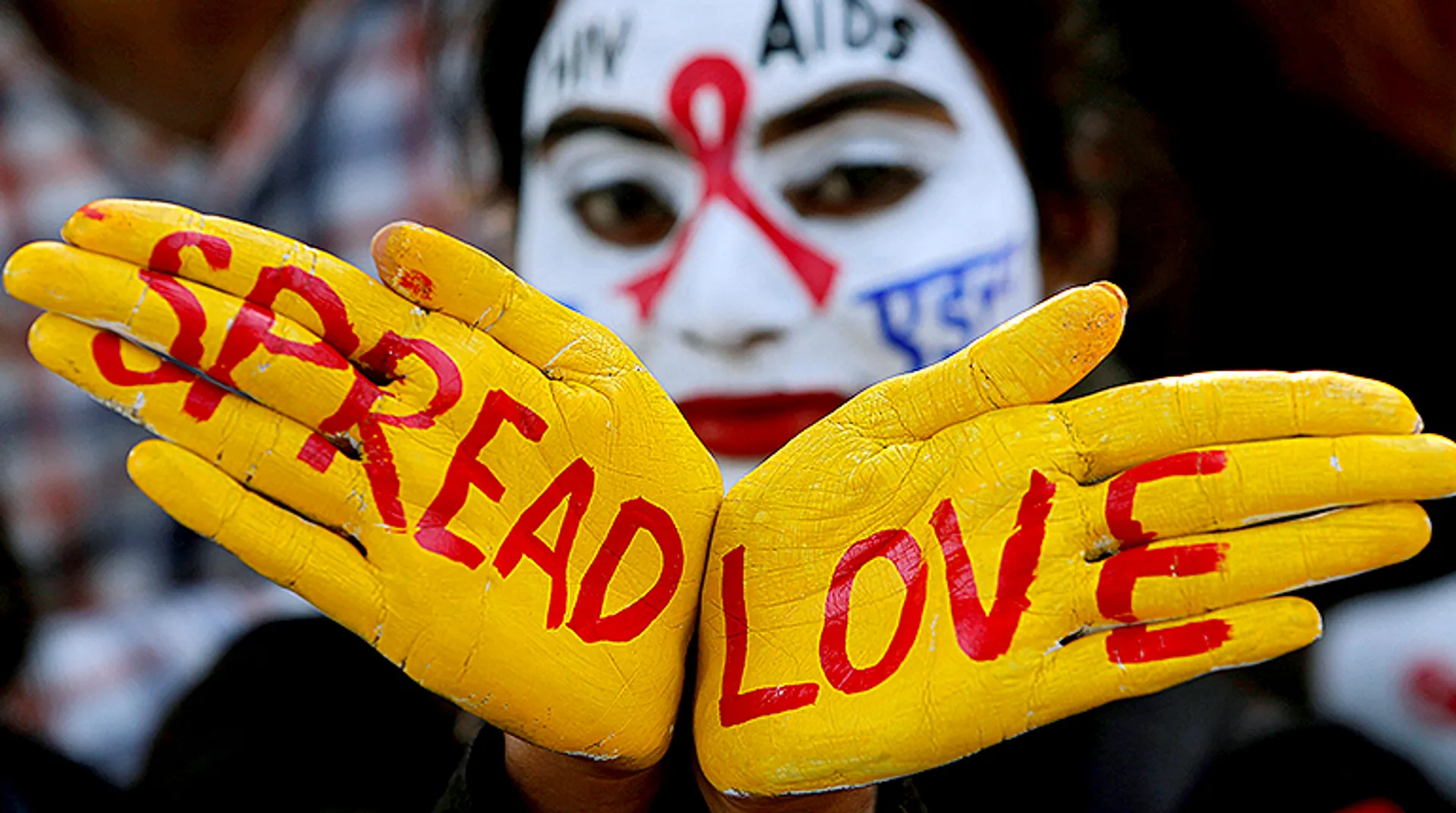 Man in India becomes 'appa', father, to 45 HIV-positive children