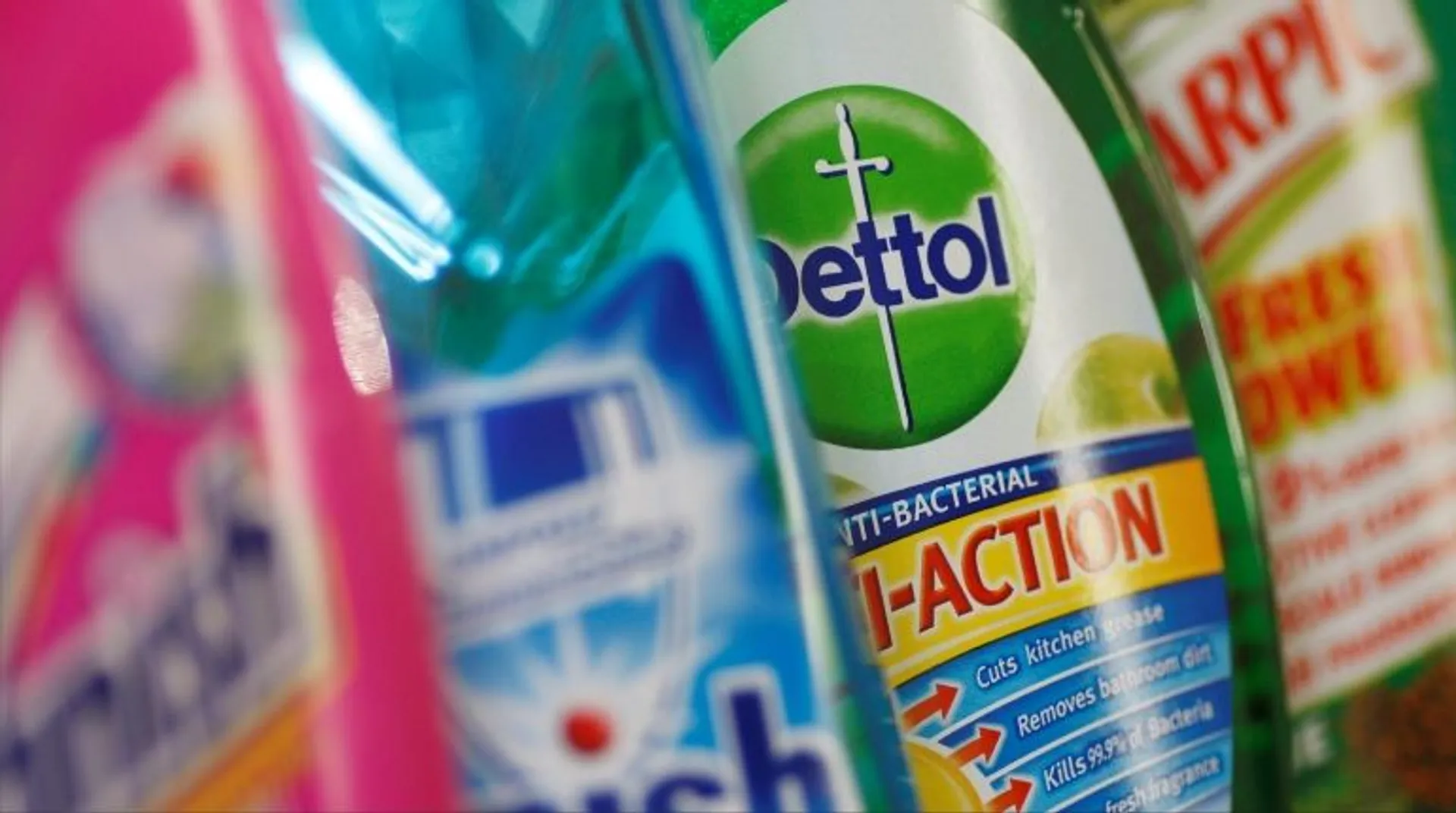Reckitt picks PepsiCo executive as CEO, going outside for first time
