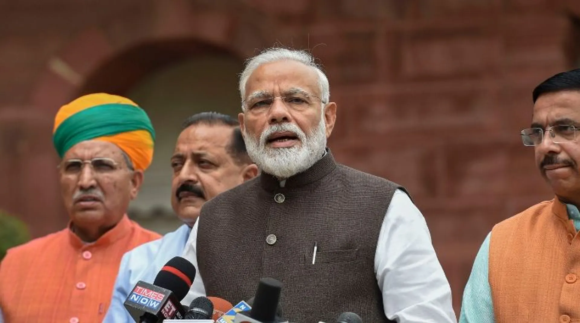 Allahabad High Court issues notice to PM Narendra Modi on plea challenging his election to Lok Sabha