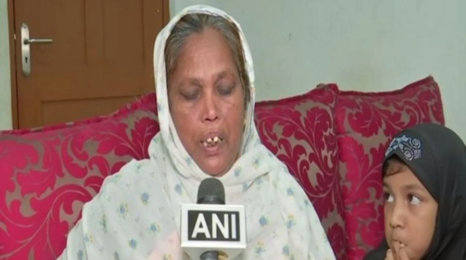 Hyderabad girl stranded in Oman, mother seeks government help