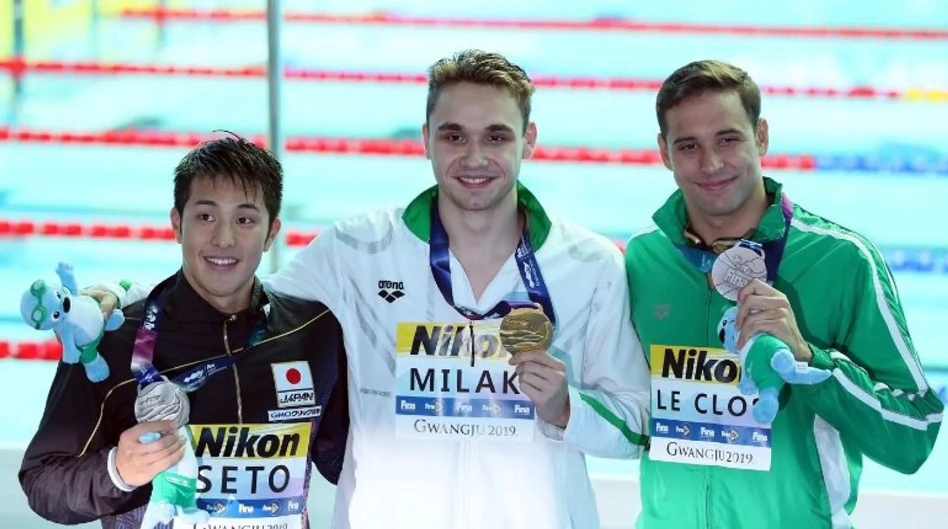 Phelps hails 'incredible' Hungarian teenager Milak after losing world record