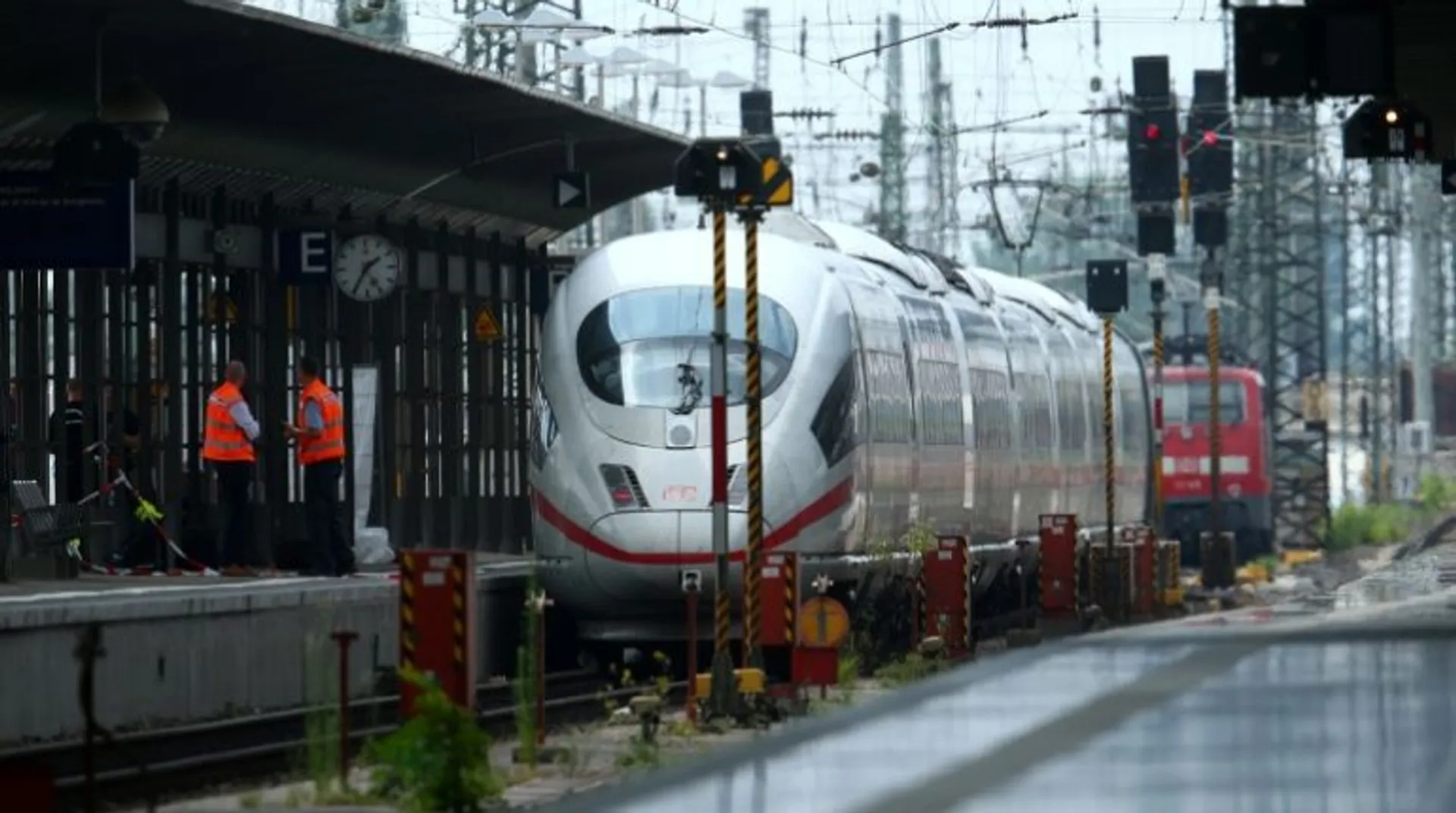 Man pushes boy in front of train in Germany, killing him