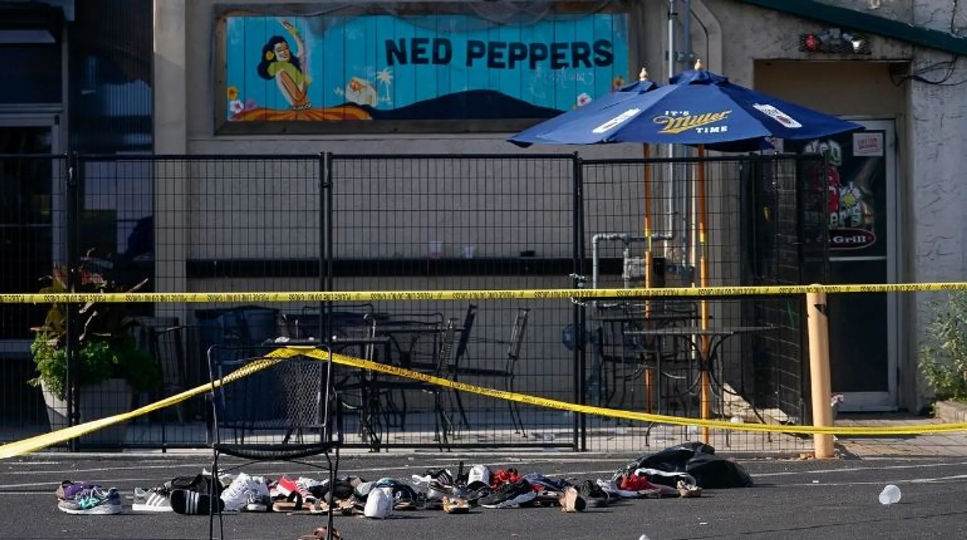 Sister of gunman among nine dead in Ohio mass shooting