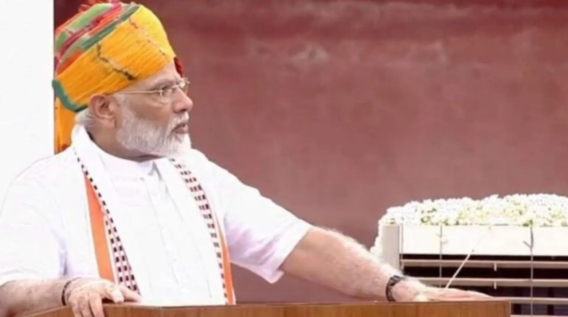 Economic woes: PM Narendra Modi should continue to focus on clarity and stability in policymaking