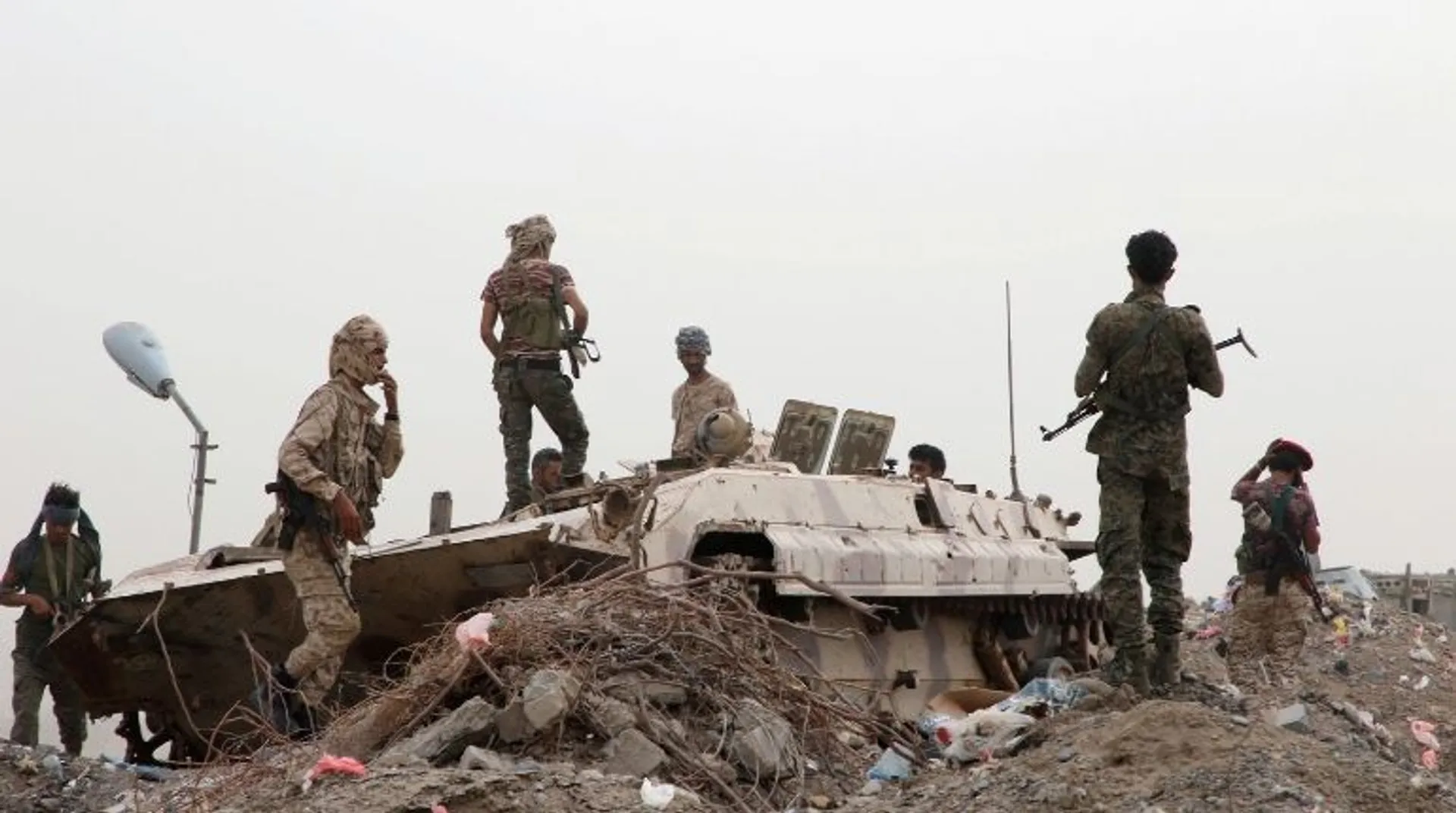 17 civilians killed in 3rd attack on Yemen market: United Nations